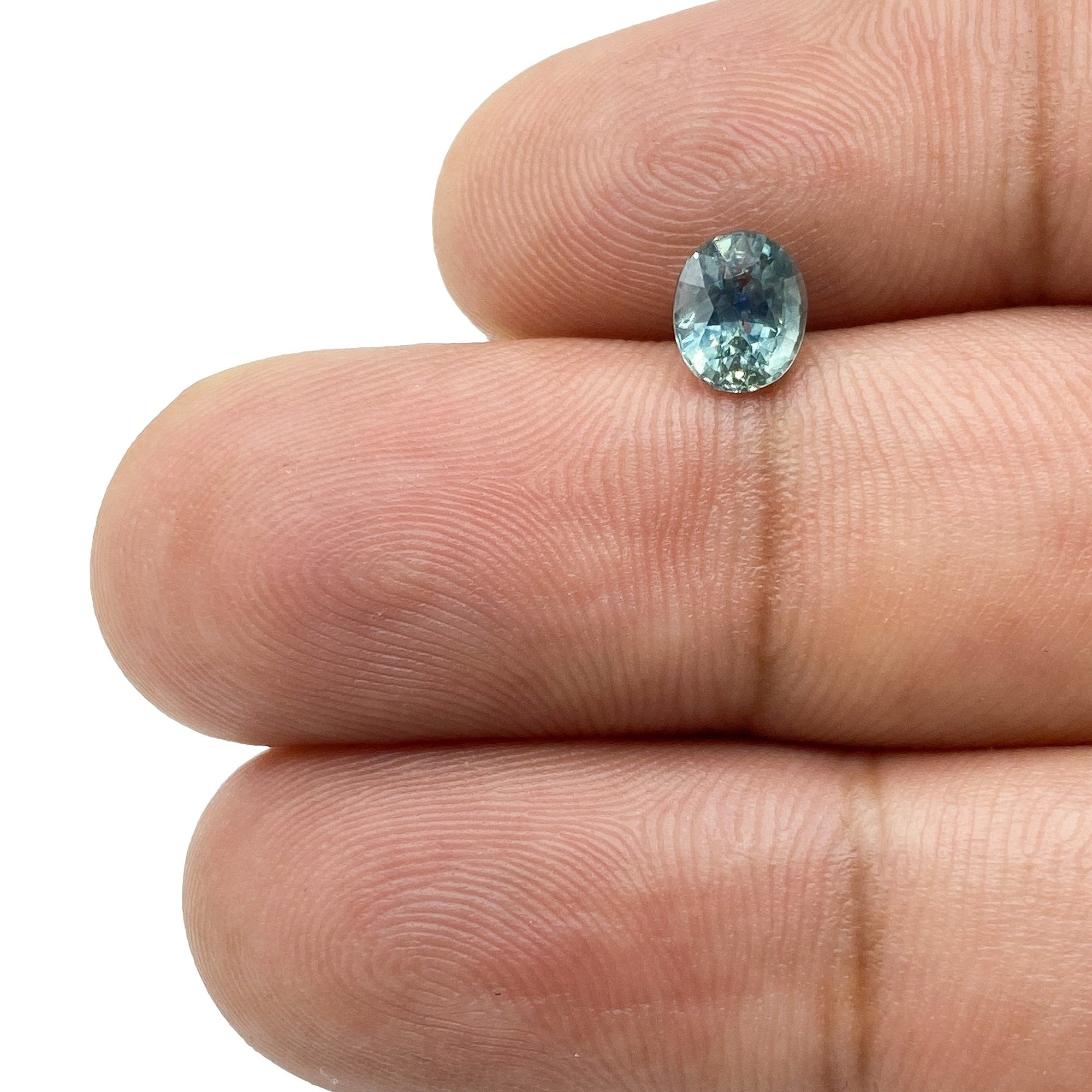 Gemstone Vault Montana Sapphire 0.97ct | Brilliant Cut Oval Shape Blue Montana Sapphire