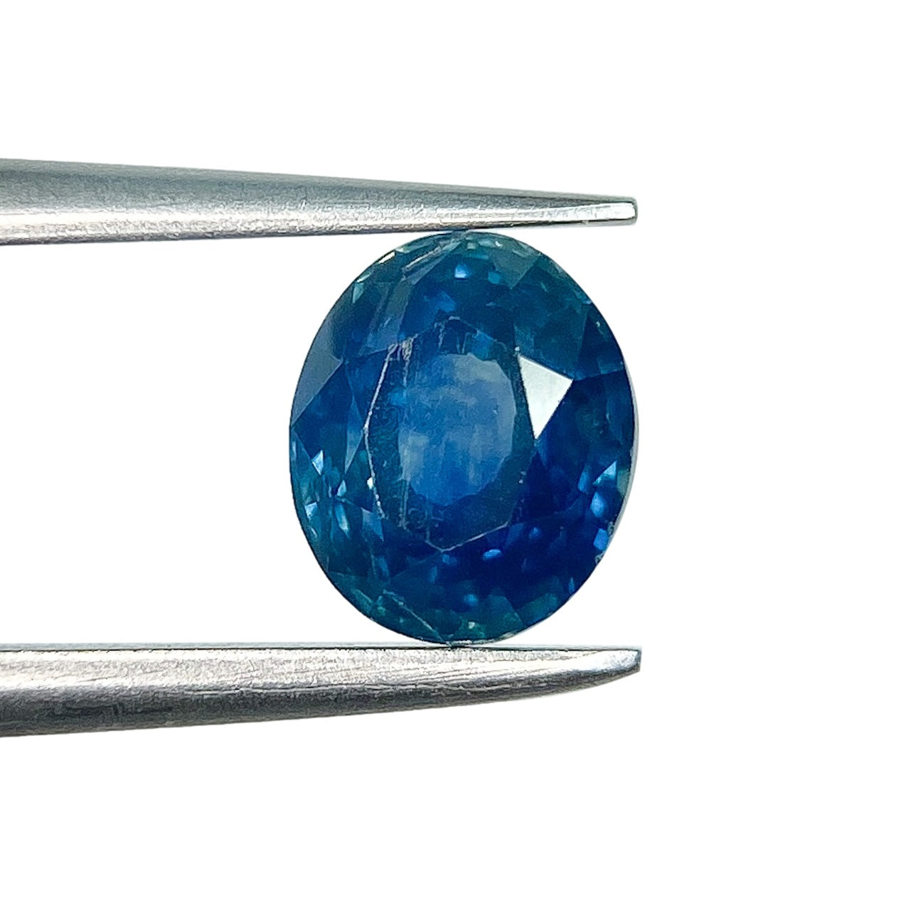 Gemstone Vault Montana Sapphire 1.22ct | Brilliant Cut Oval Shape Blue Montana Sapphire
