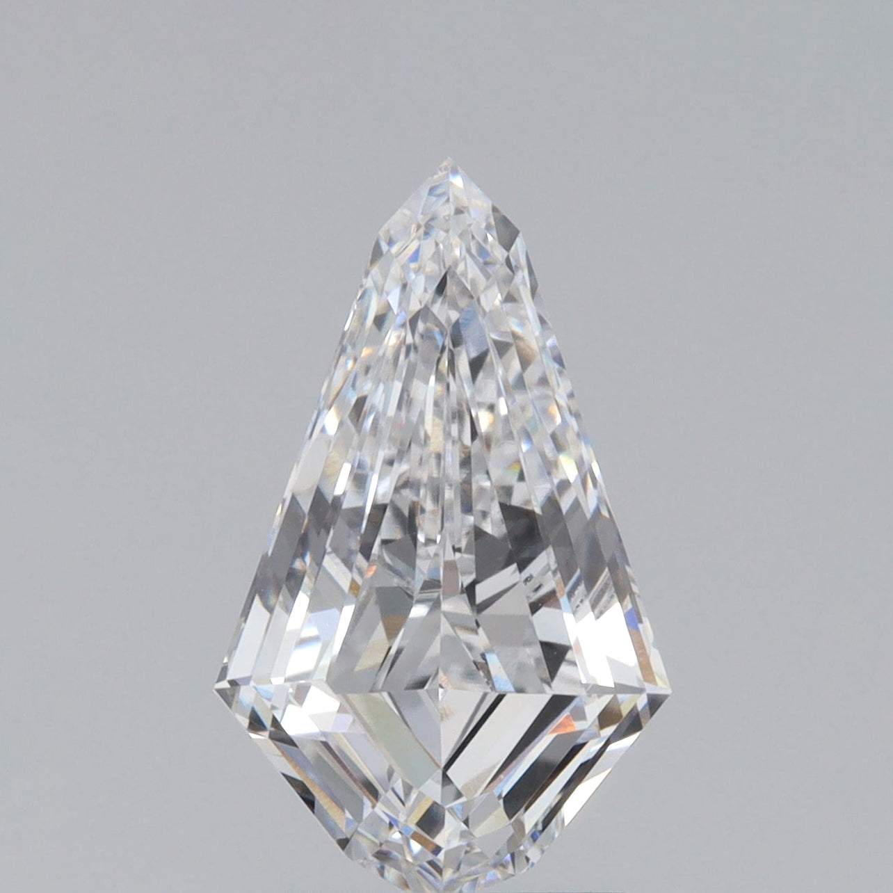 LITHOS Diamond Lab Diamond 2.02ct | D/VVS2 Kite Shape Step Cut Lab Diamond (IGI)