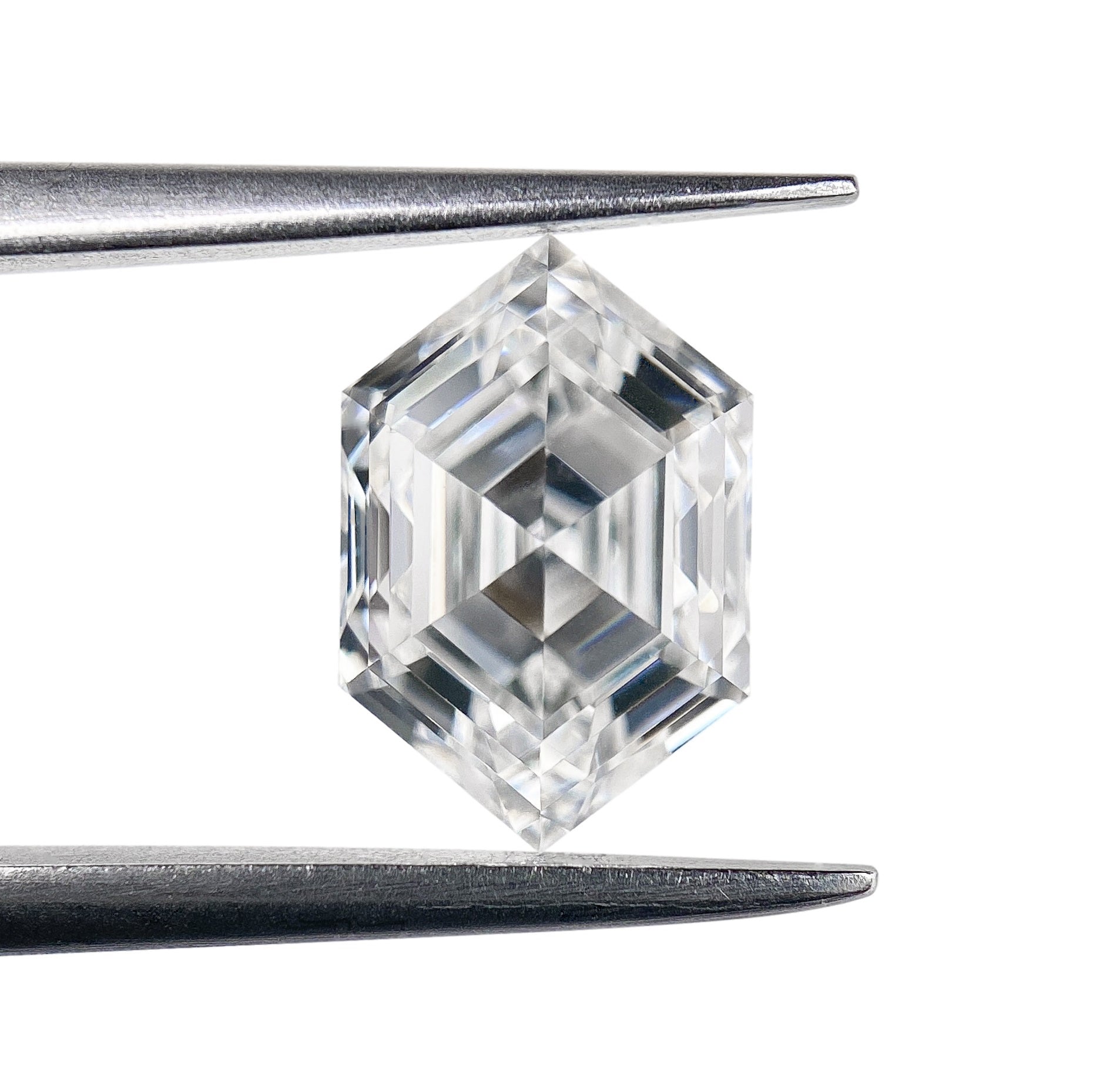 LITHOS Diamond Lab Diamond 2.00ct | E/VVS2 Hexagon Shape Step Cut Lab Diamond (IGI)