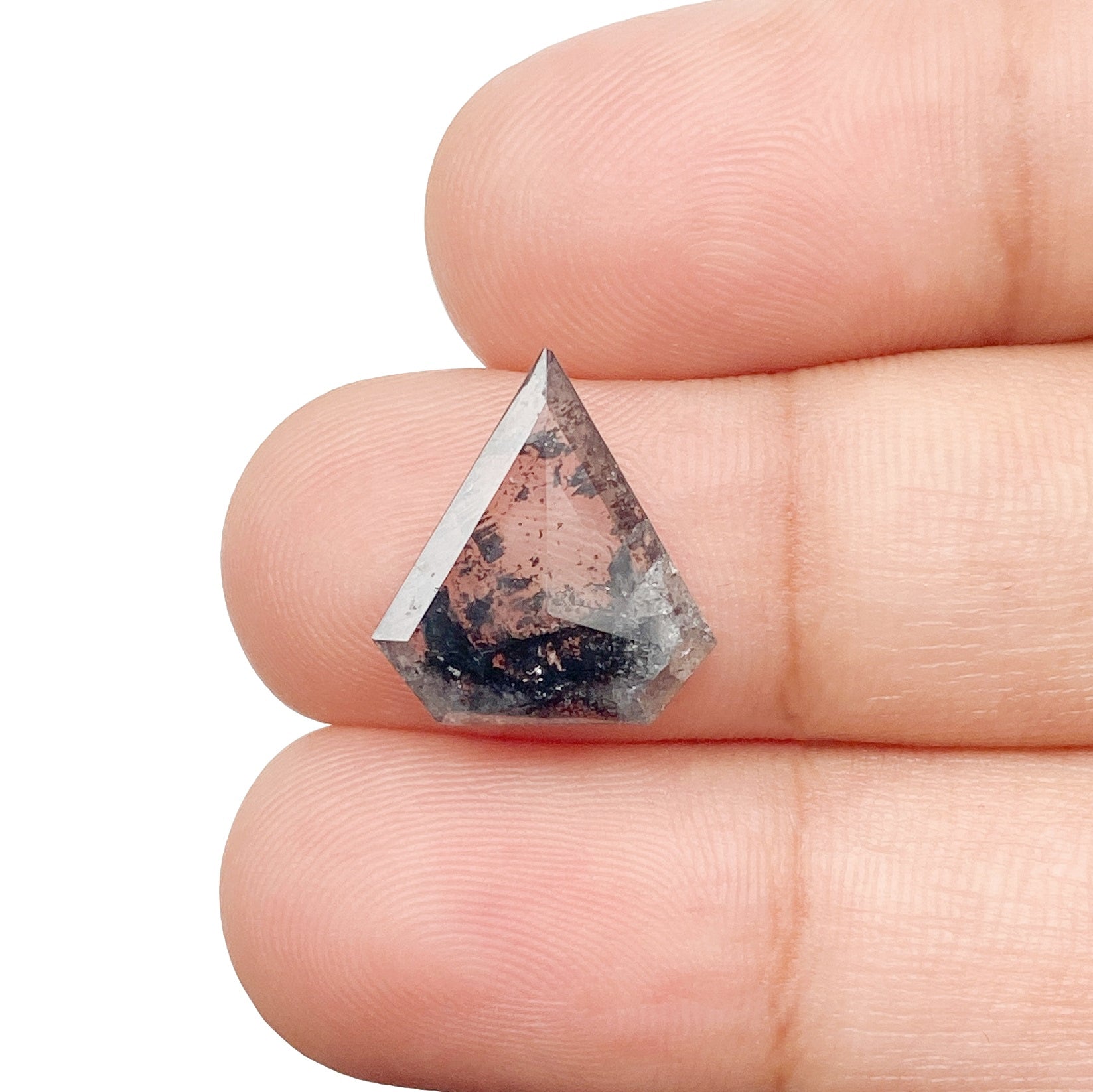 DIAMOND VAULT SALT & PEPPER DIAMOND 2.90ct | Salt & Pepper Shield Shape Rose Cut Diamond