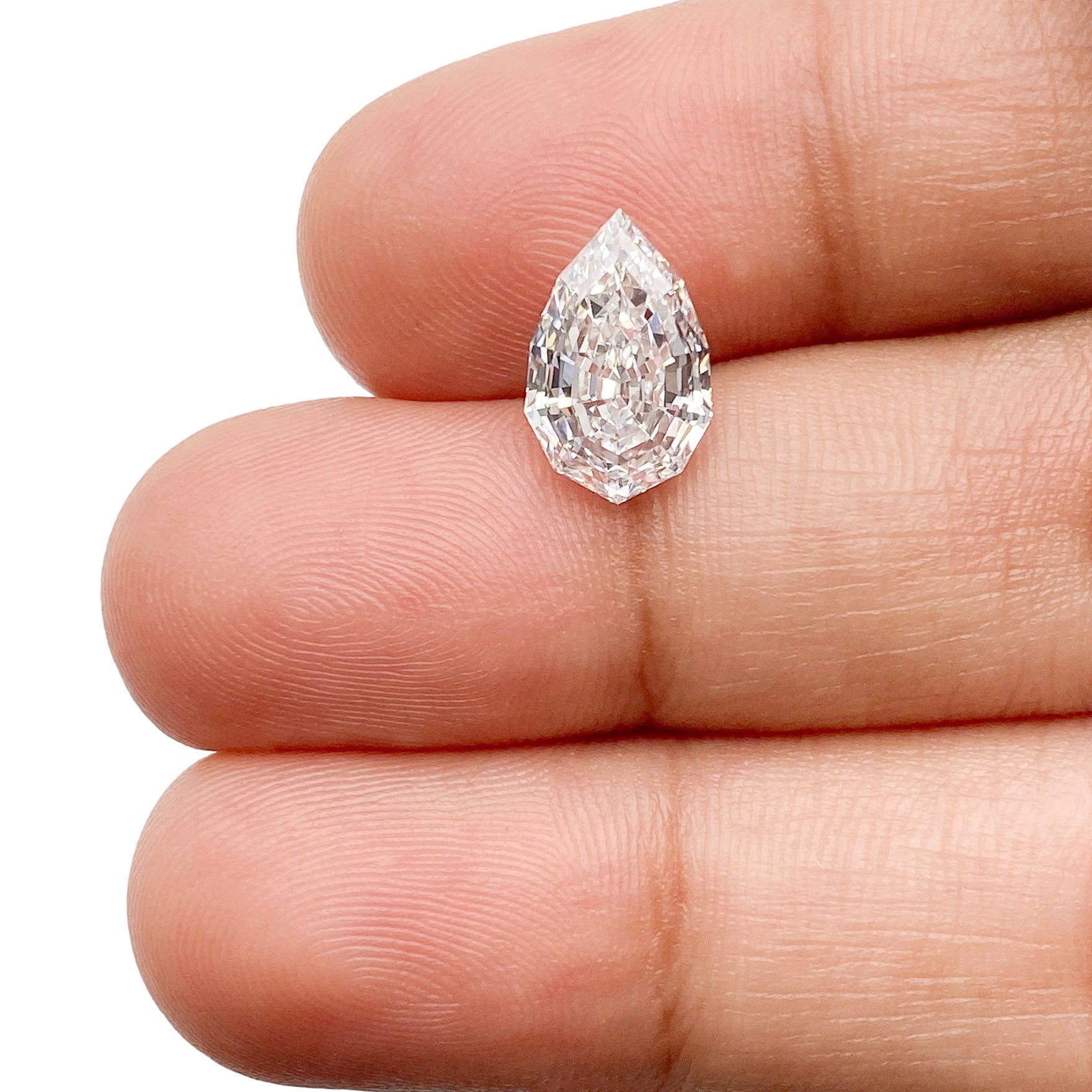 LITHOS Diamond Lab Diamond 2.18ct |E/VS1 Pear Shape Step Cut Lab Diamond (IGI)