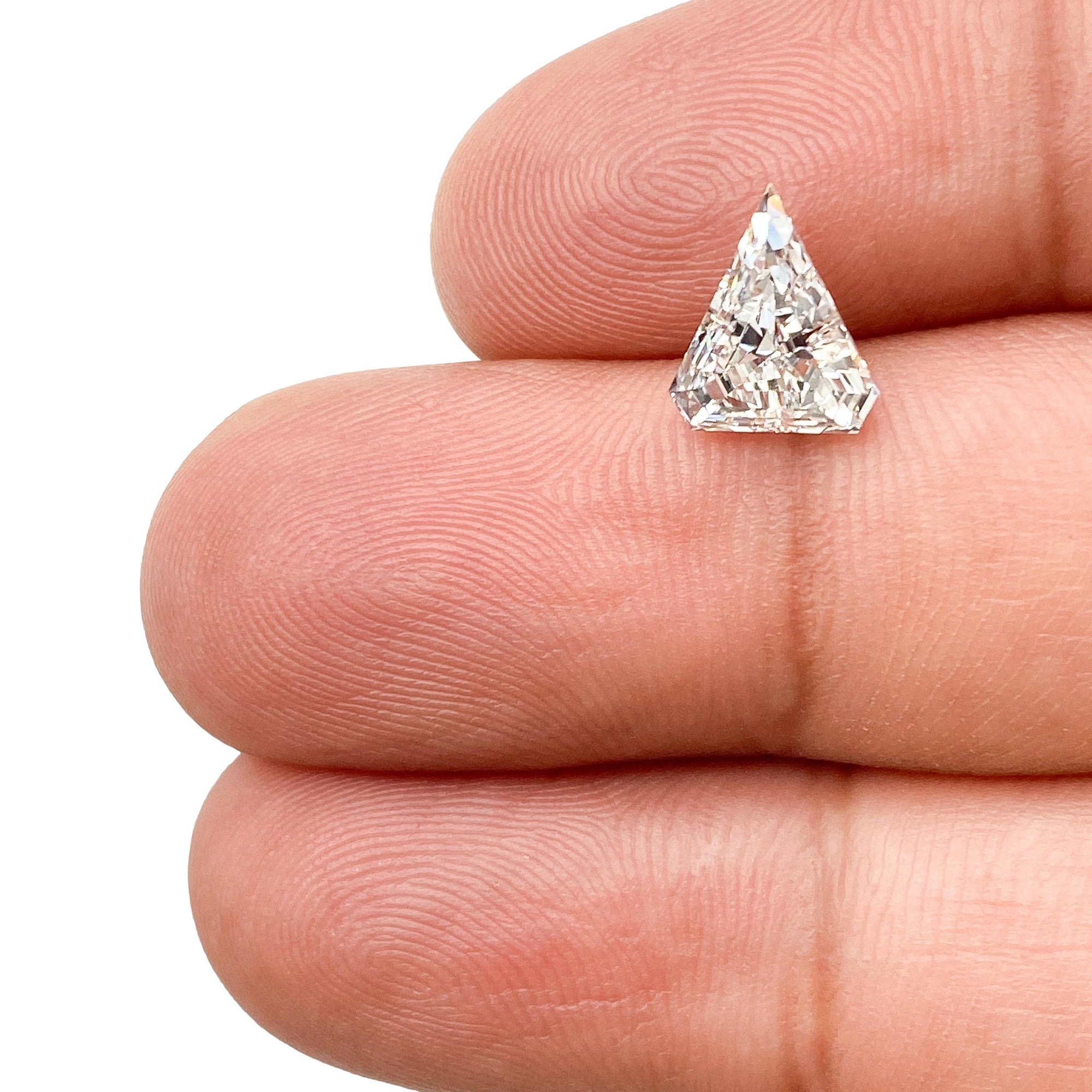 LITHOS Diamond Lab Diamond 2.01ct | E/VS1 Shield Shape Step Cut Lab Diamond (IGI)
