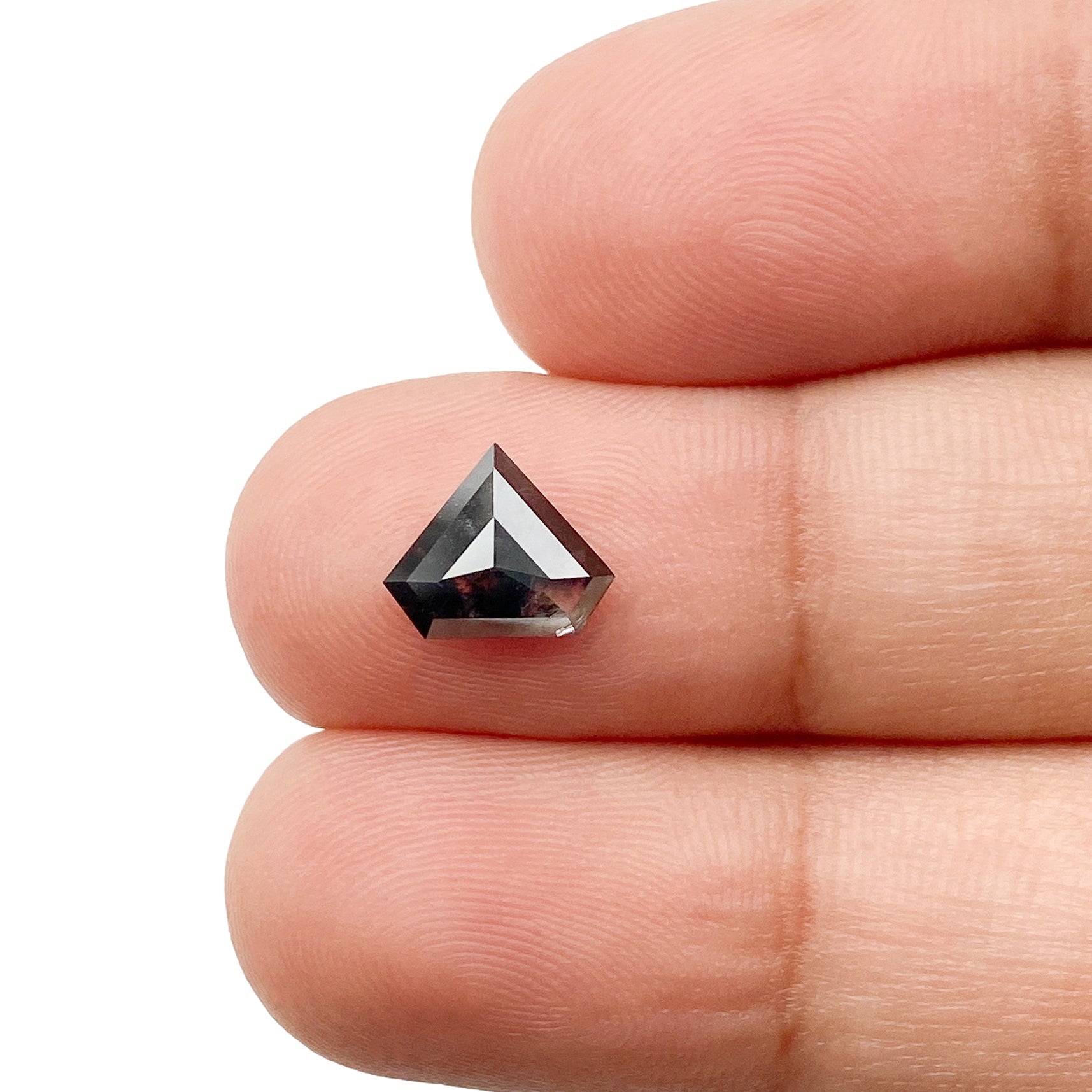 DIAMOND VAULT SALT & PEPPER DIAMOND 1.06ct | Salt & Pepper Shield Shape Step Cut Diamond