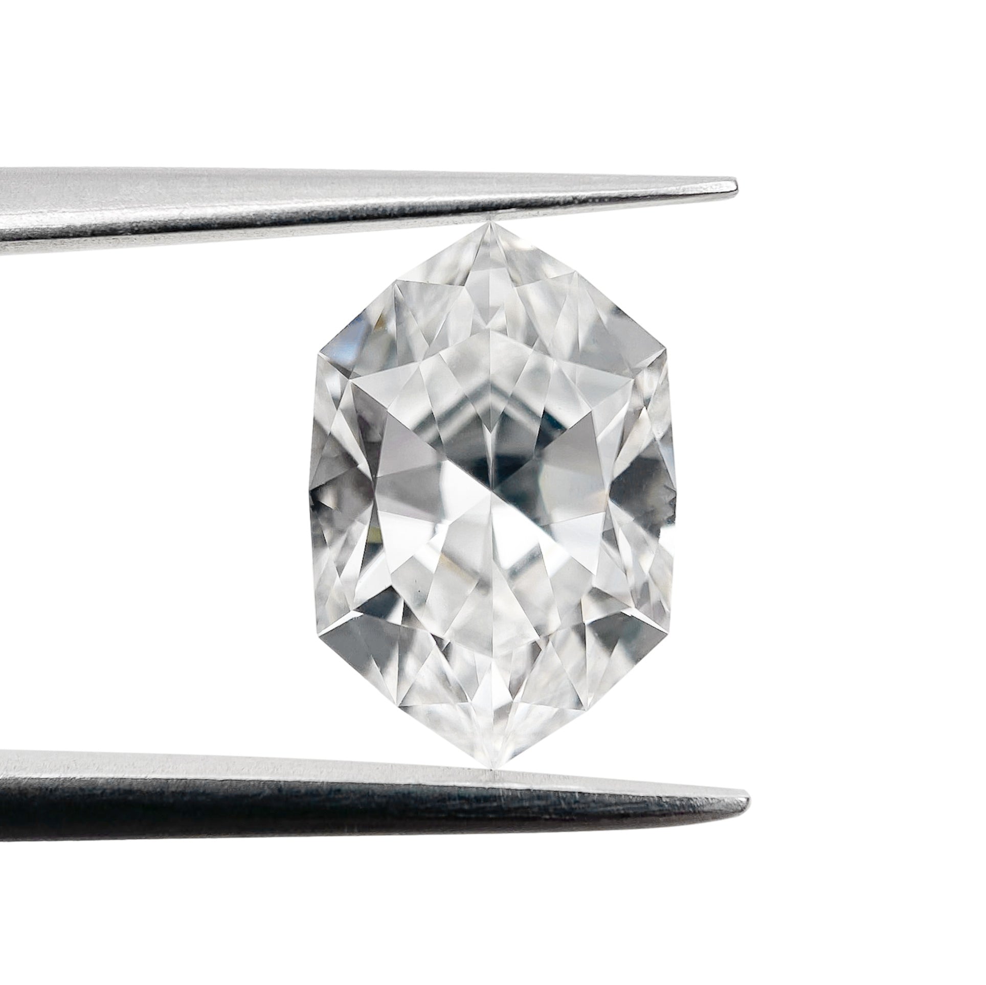 LITHOS Diamond Lab Diamond 2.67ct | D/VS1 Hexagon Shape Brilliant Cut Lab Diamond (IGI)