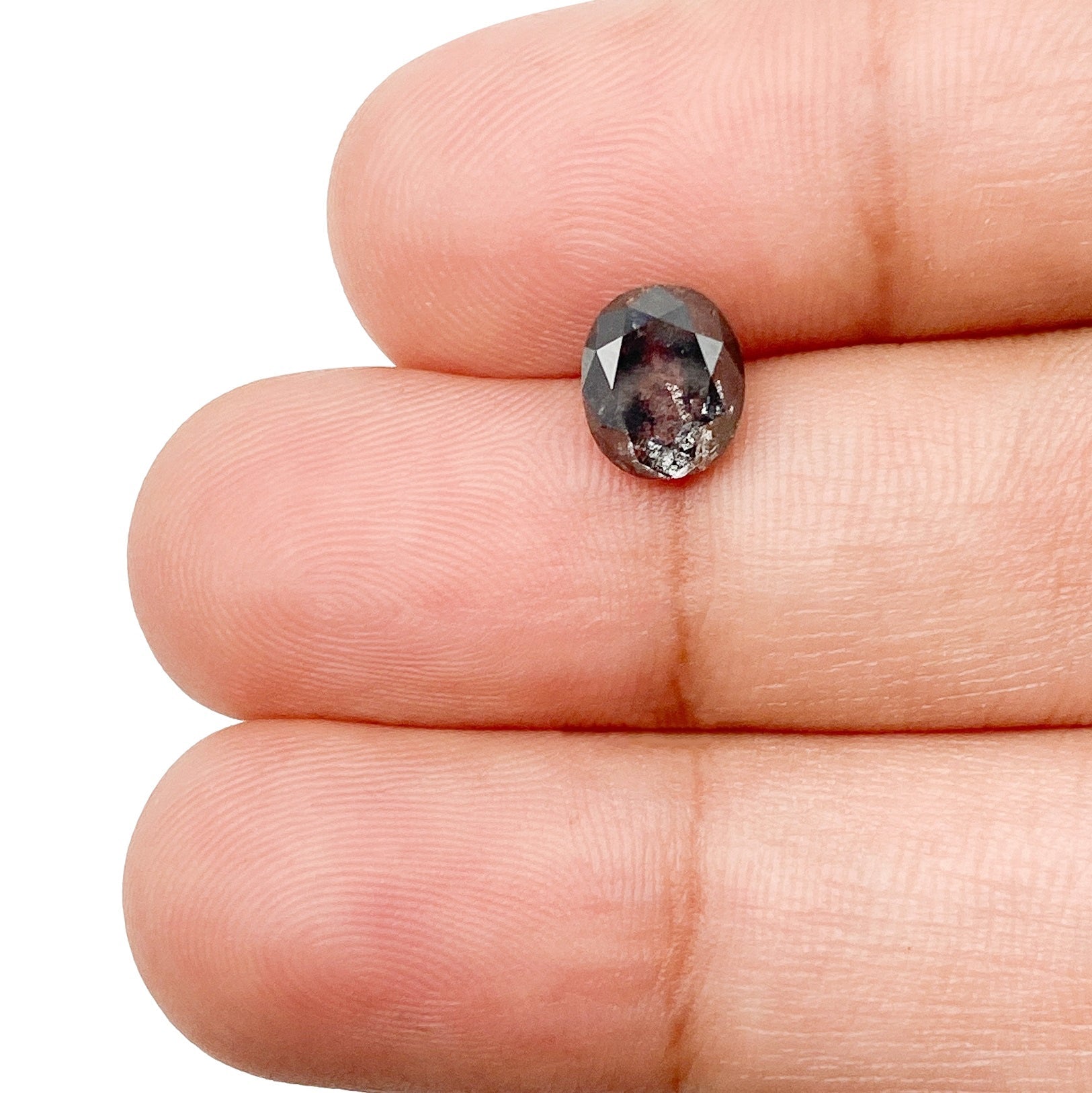 DIAMOND VAULT SALT & PEPPER DIAMOND 1.59ct | Salt & Pepper Oval Shape Brilliant Cut Diamond