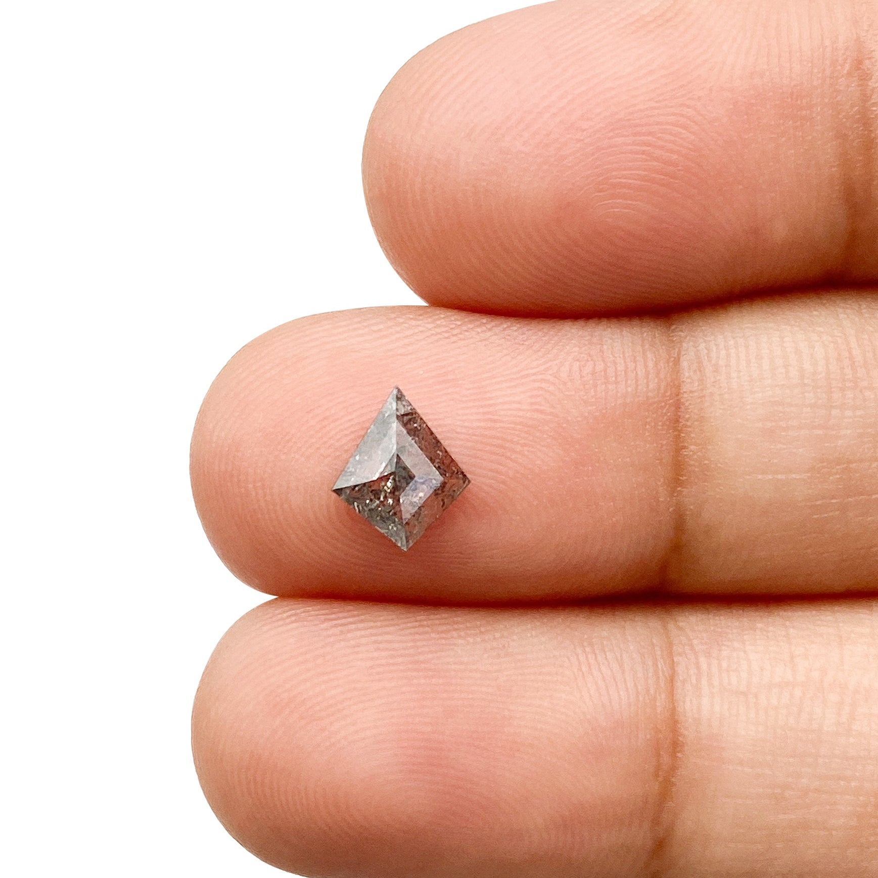 DIAMOND VAULT SALT & PEPPER DIAMOND 0.72ct | Salt & Pepper Kite Shape Rose Cut Diamond
