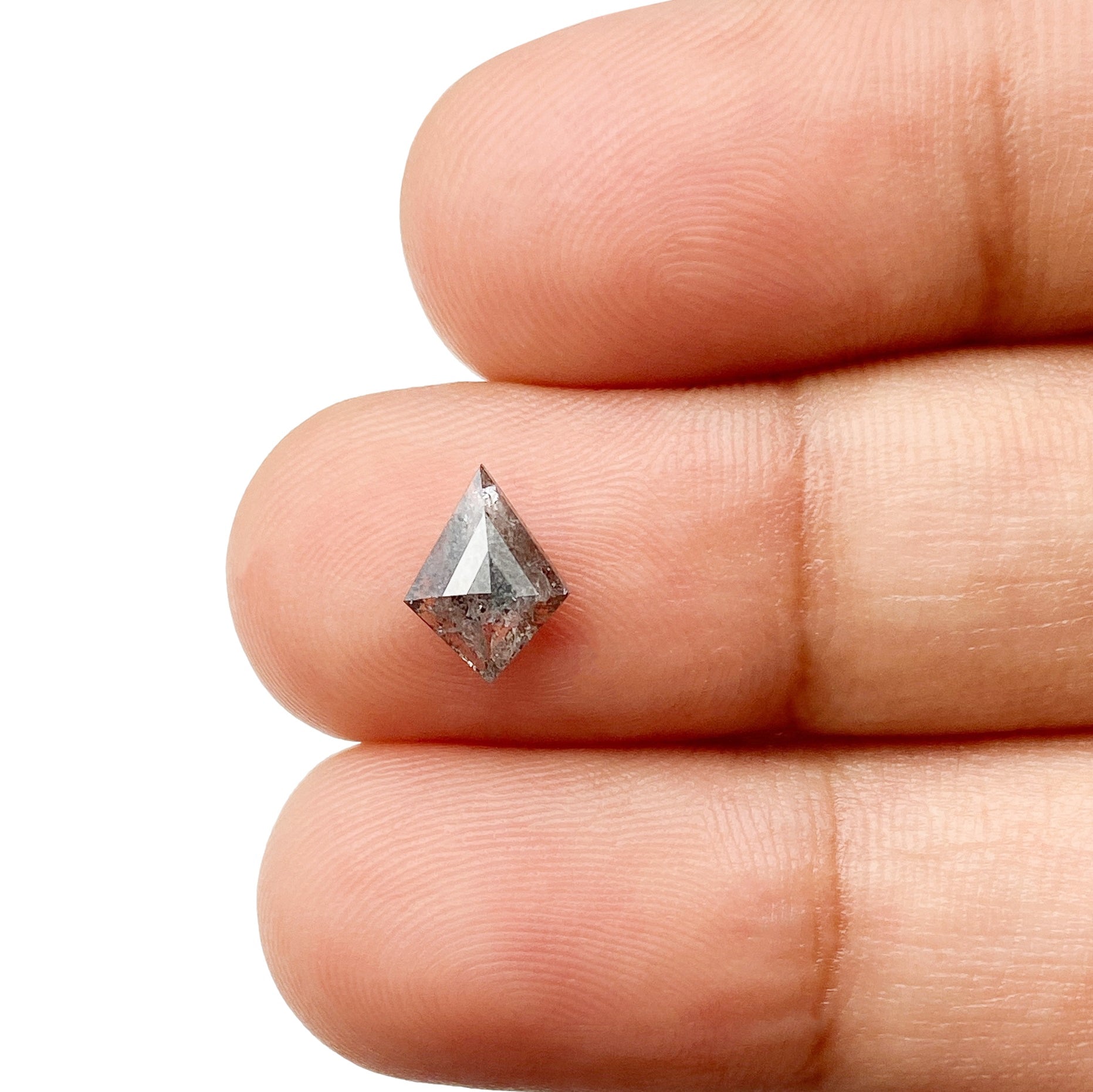 DIAMOND VAULT SALT & PEPPER DIAMOND 0.68ct | Salt & Pepper Kite Shape Step Cut Diamond