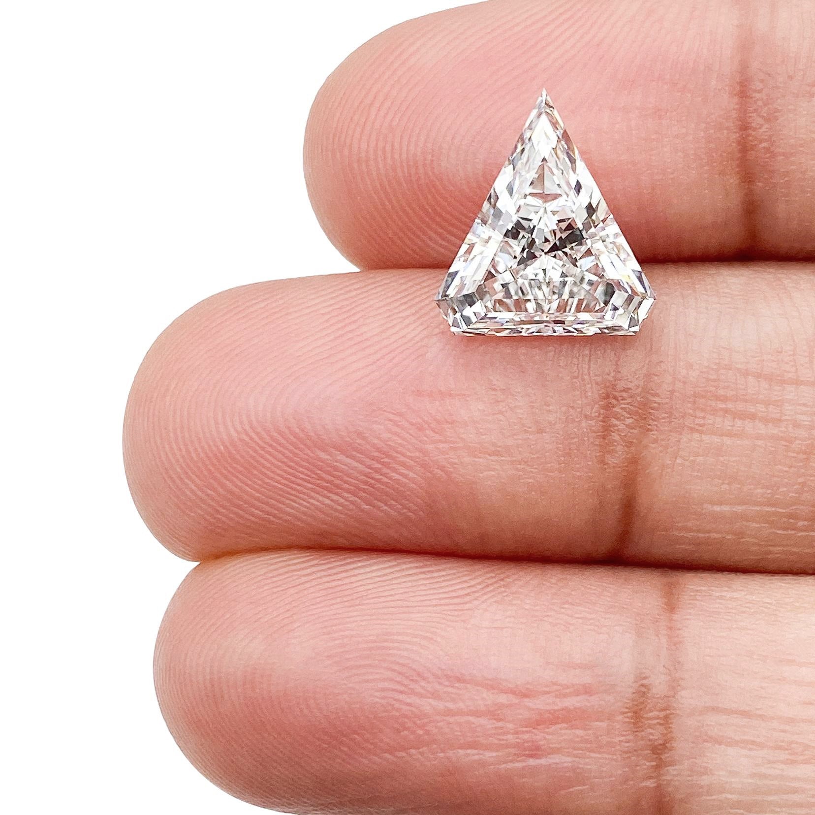 LITHOS Diamond Lab Diamond 3.02ct | E/VS2 Shield Shape Step Cut Lab Diamond (IGI)