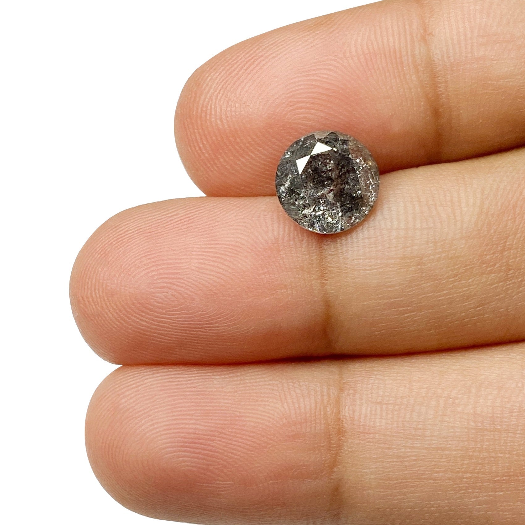 DIAMOND VAULT SALT & PEPPER DIAMOND 2.27ct | Salt & Pepper Round Shape Brilliant Cut Diamond
