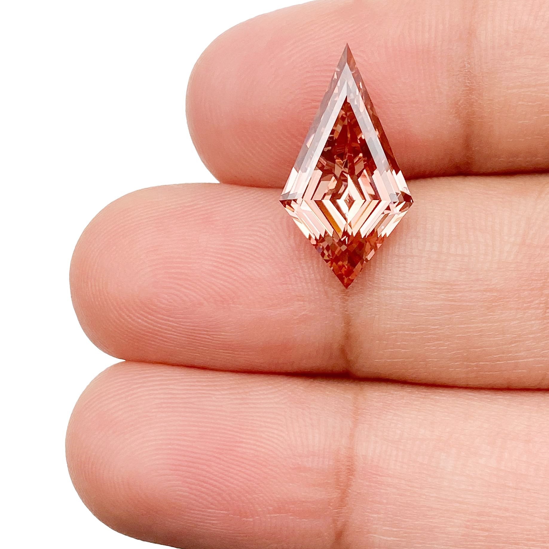 LITHOS Diamond Lab Diamond 4.26ct | Fancy Vivid Brownish Pink/VS1 Kite Shape Step Cut Lab Diamond (IGI)