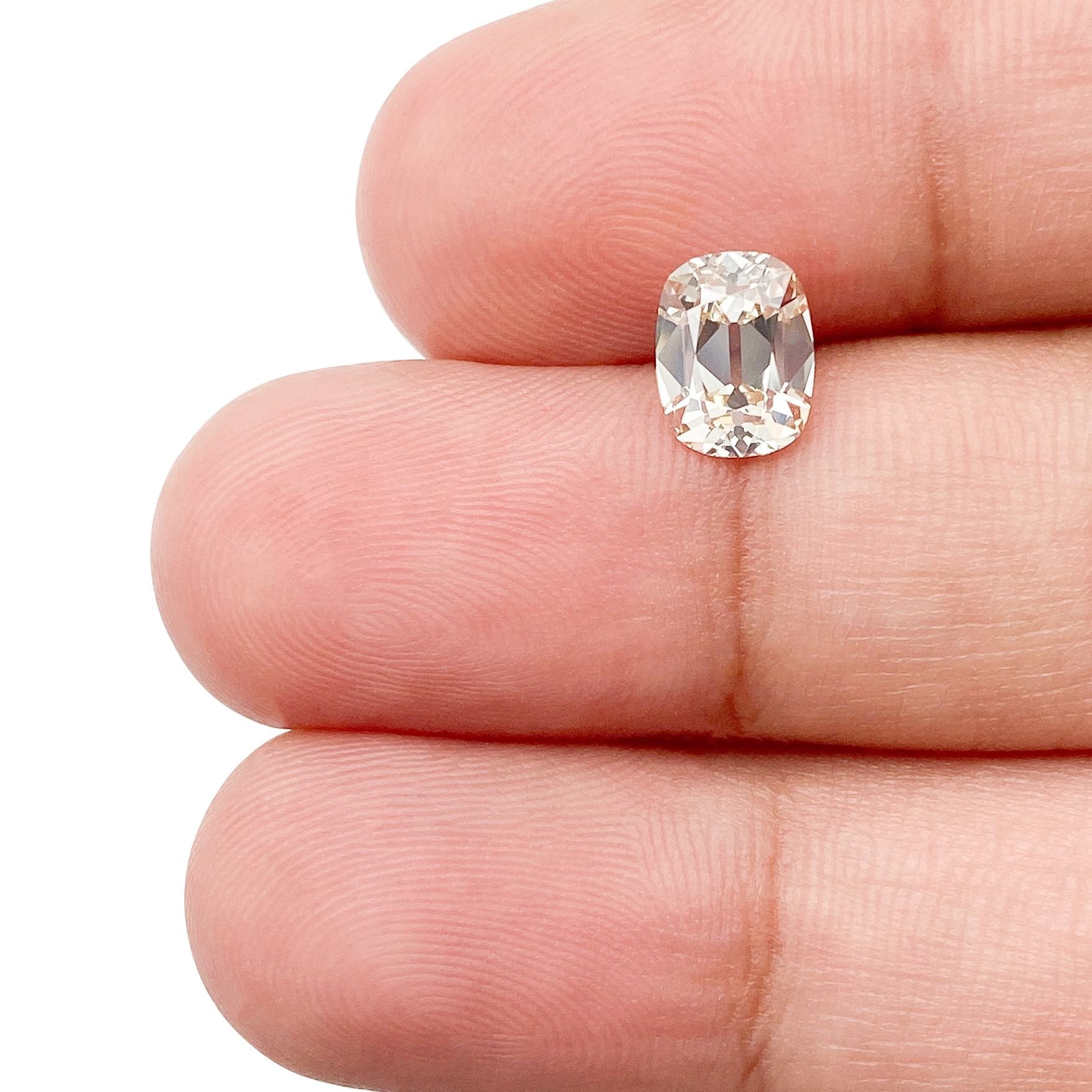 DIAMOND VAULT WHITE DIAMOND 1.10ct | N/VVS1 Cushion Shape Old Mine Cut Diamond (GIA)