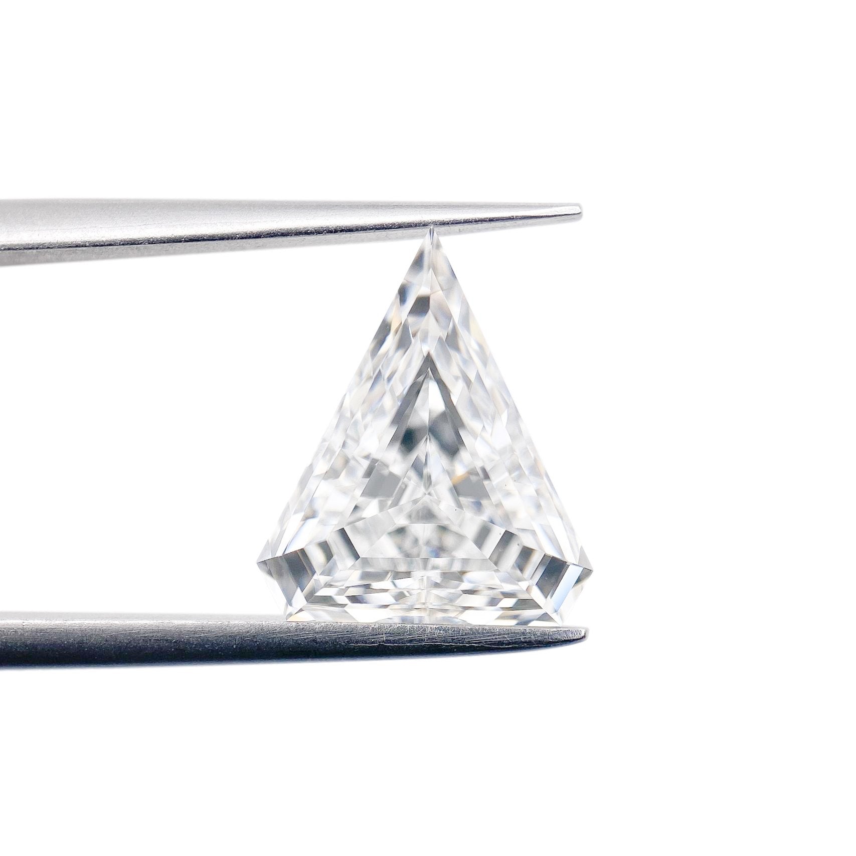 LITHOS Diamond Lab Diamond 3.51ct | D/VS1 Shield Shape Step Cut Lab Diamond (IGI)