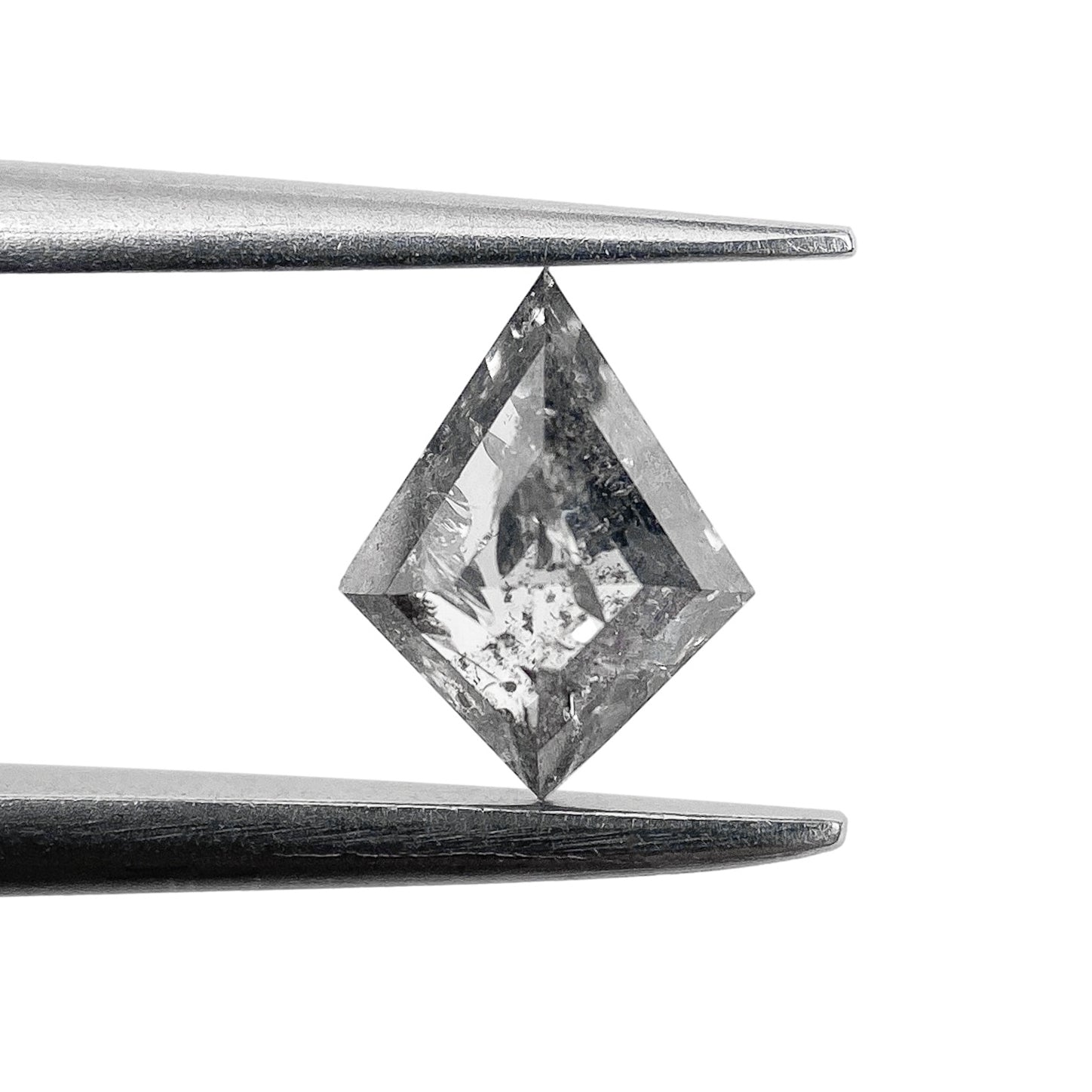 DIAMOND VAULT SALT & PEPPER DIAMOND 0.52ct | Salt & Pepper Kite Shape Step Cut Diamond