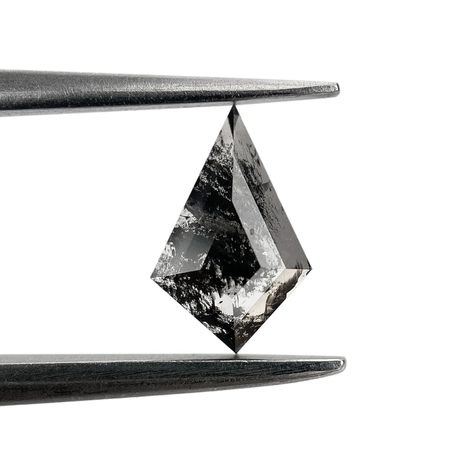 DIAMOND VAULT SALT & PEPPER DIAMOND 0.47ct | Salt & Pepper Kite Shape Step Cut Diamond