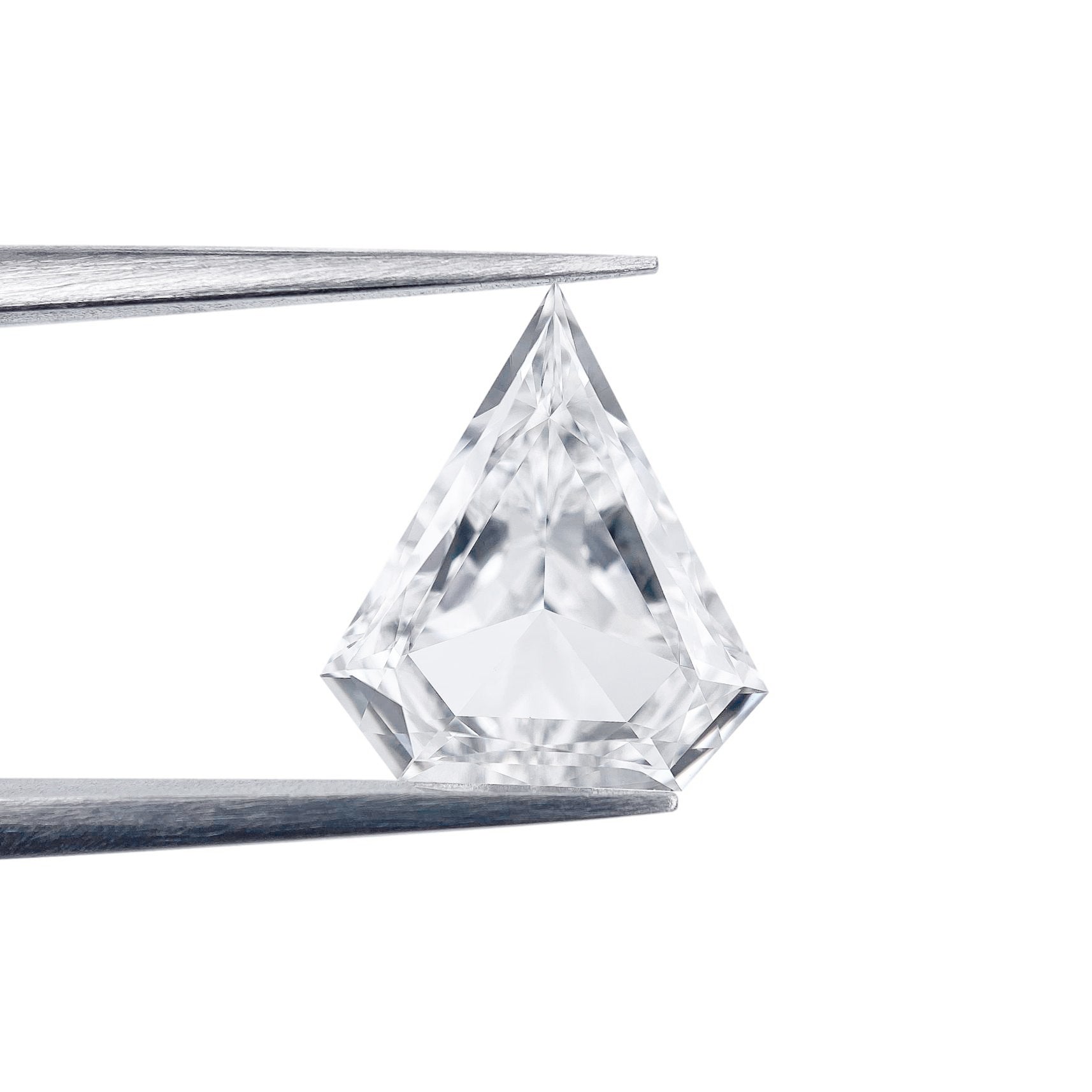 LITHOS Diamond Lab Diamond 1.81ct | D/VS1 Shield Shape Brilliant Cut Lab Diamond (IGI)