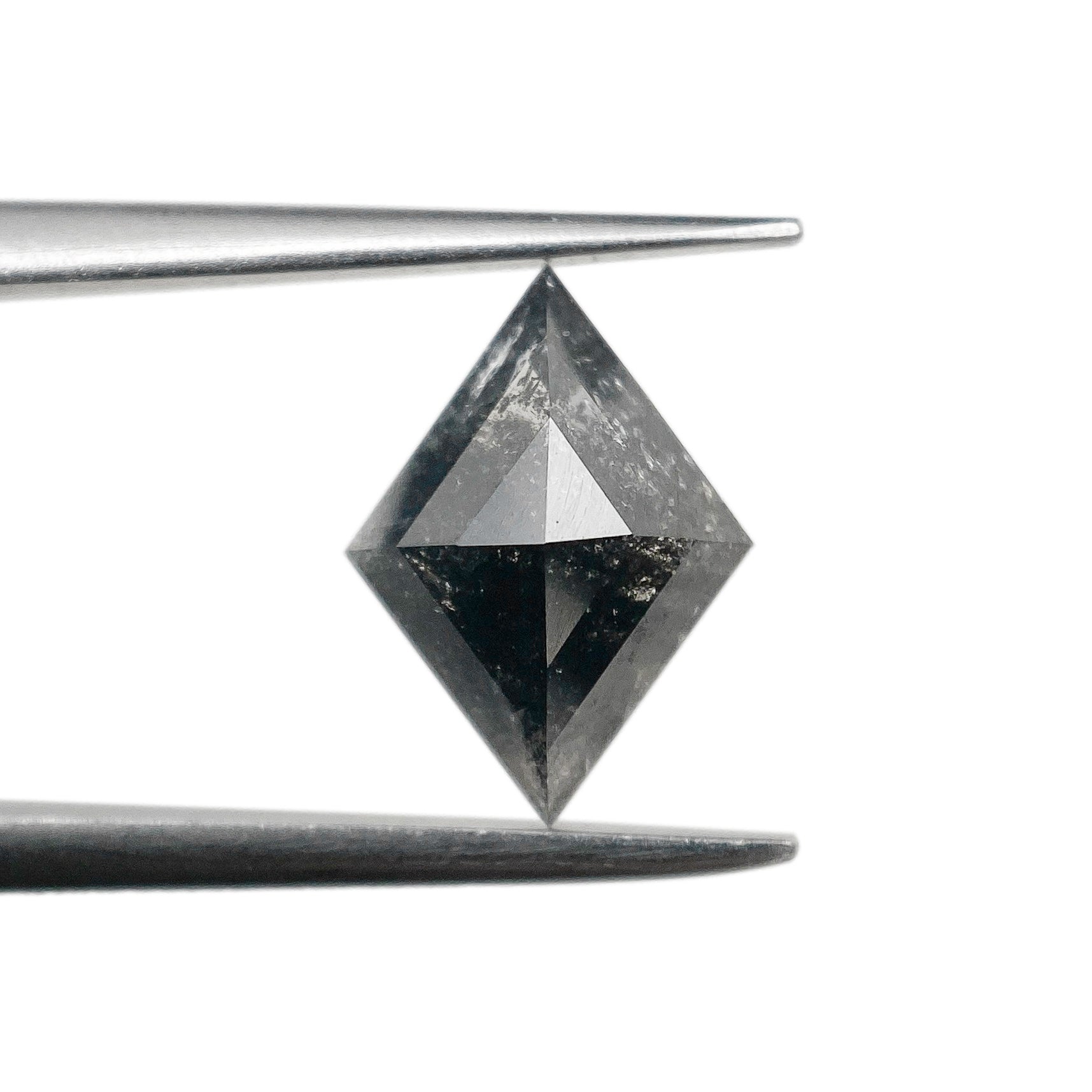 DIAMOND VAULT SALT & PEPPER DIAMOND 1.12ct | Salt & Pepper Lozenge Shape Step Cut Diamond