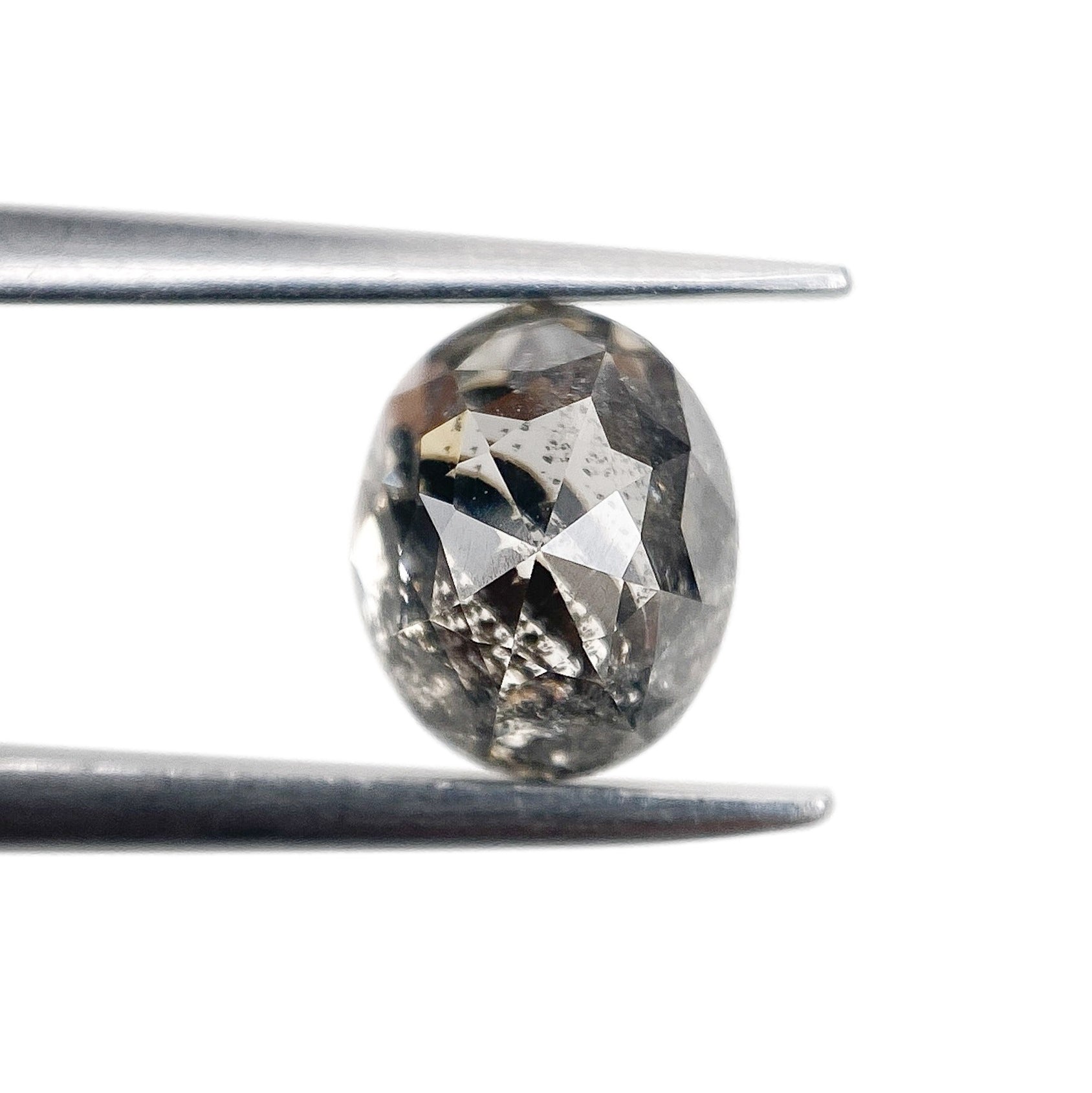 DIAMOND VAULT SALT & PEPPER DIAMOND 1.18ct | Salt & Pepper Oval Shape Rose Cut Diamond