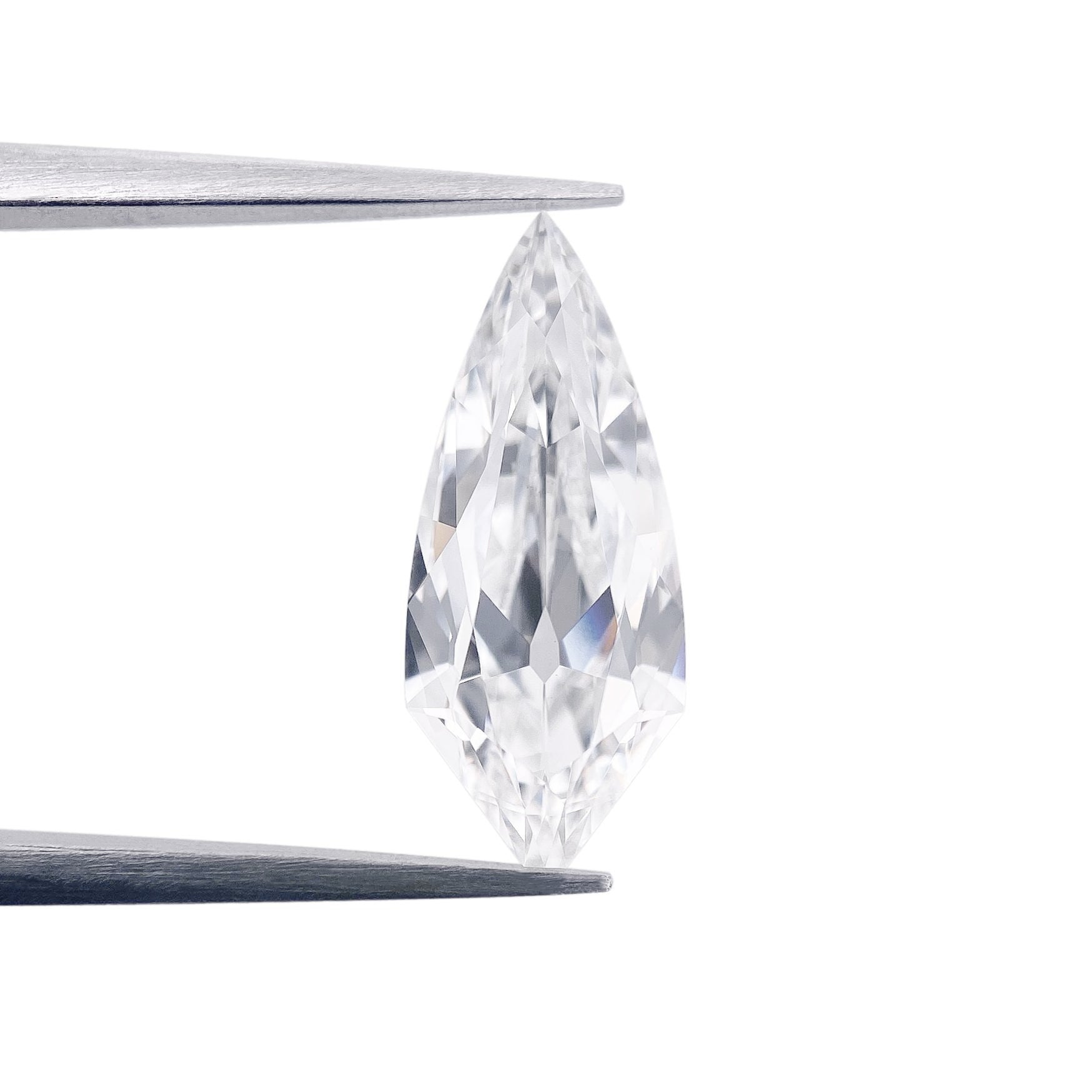 LITHOS Diamond Lab Diamond 1.61ct | E/VS1 Shield Shape Old Mine Cut Lab Diamond (IGI)