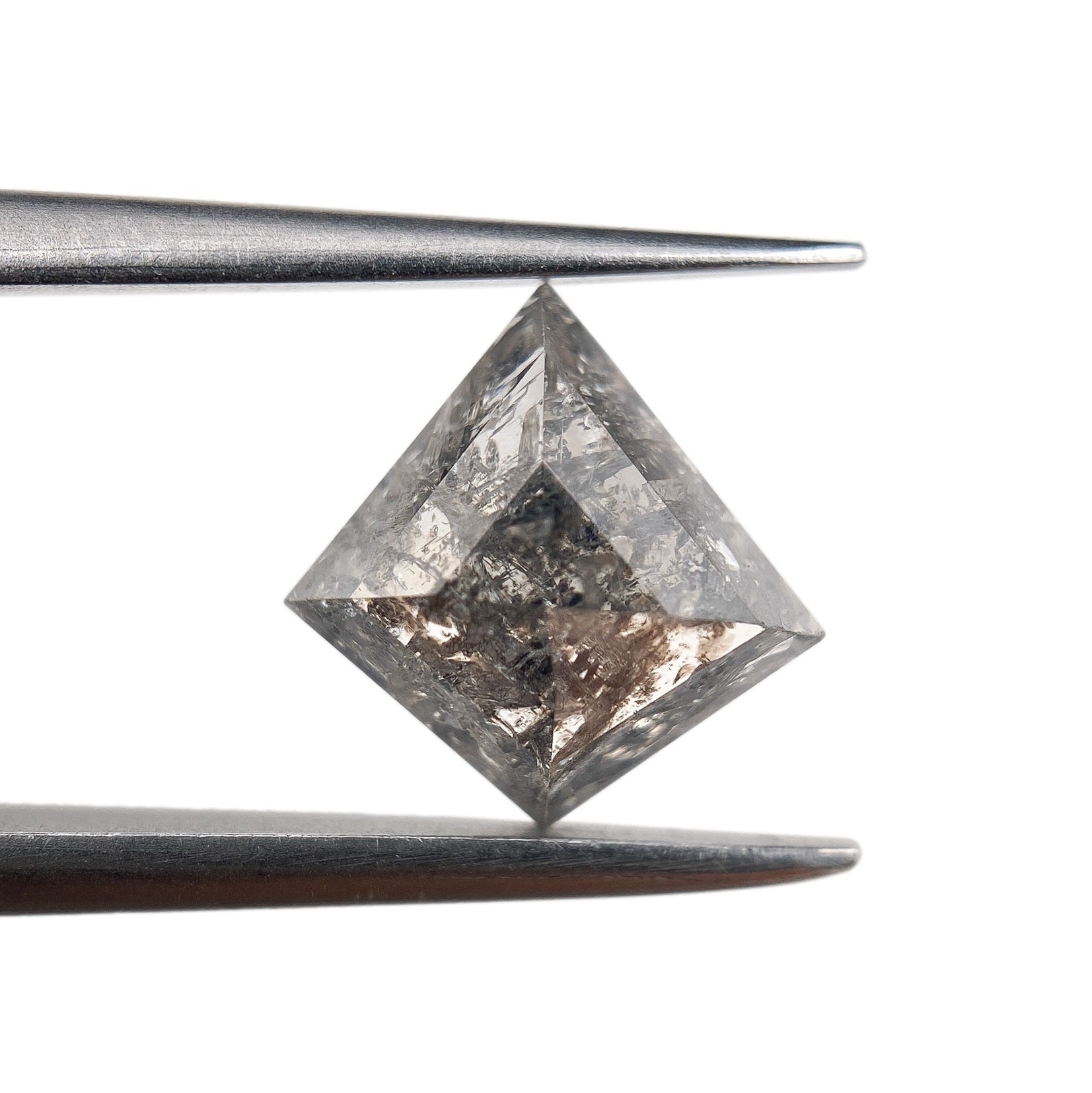 DIAMOND VAULT SALT & PEPPER DIAMOND 1.53ct | Salt & Pepper Kite Shape Rose Cut Diamond