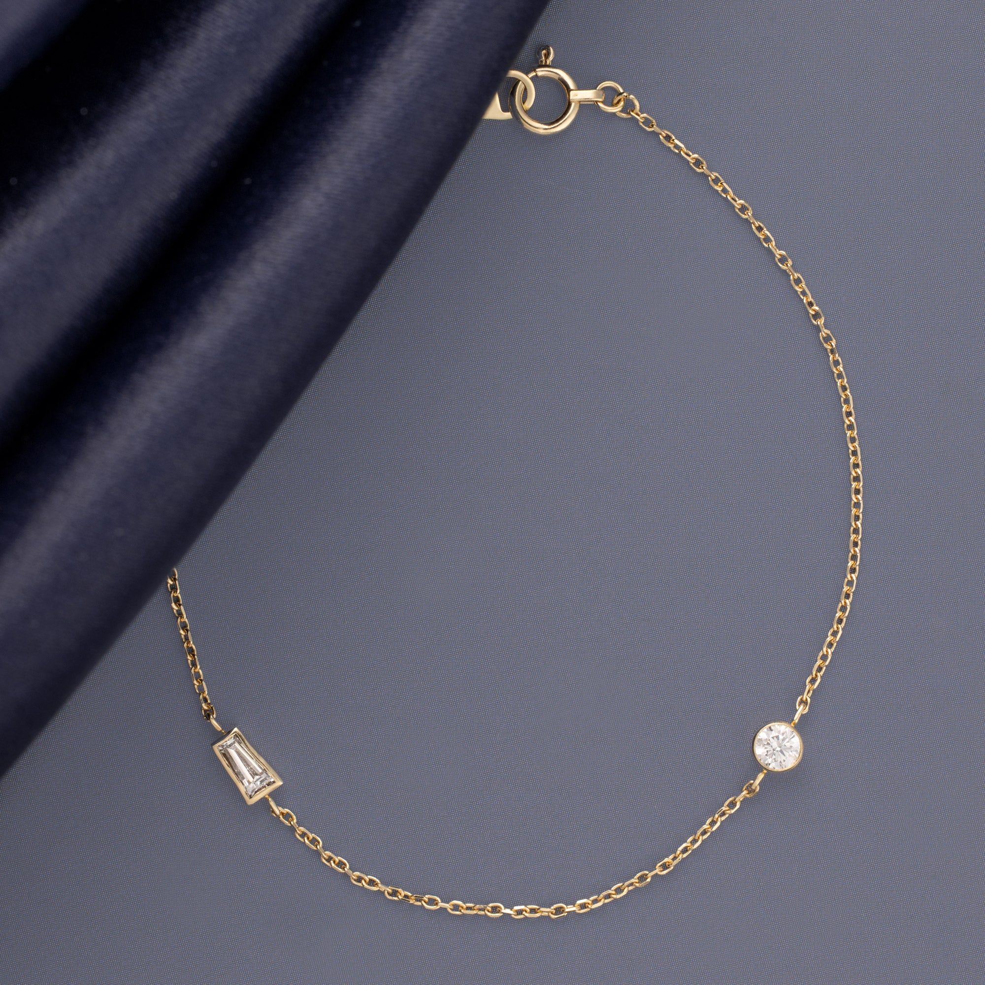 Alexis Russell  Bracelets / Anklets Baguette Diamond Chain Bracelet | Yellow Gold