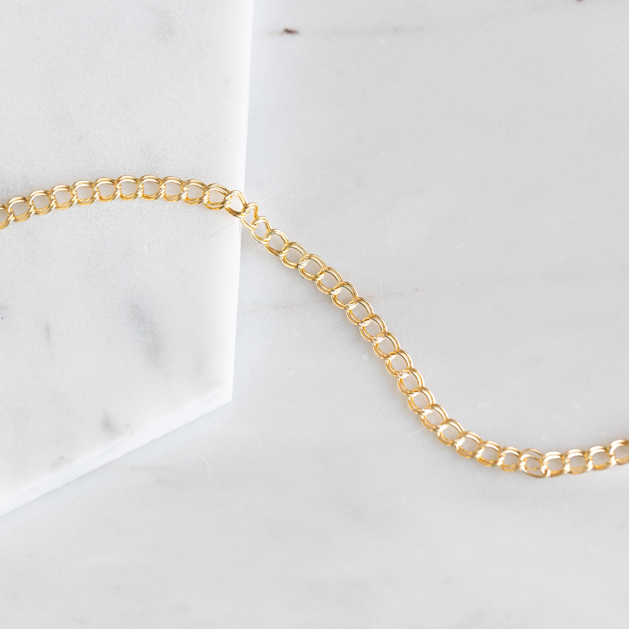 Alexis Russell Bracelets / Anklets The Bold Curb Chain Bracelet | Yellow Gold