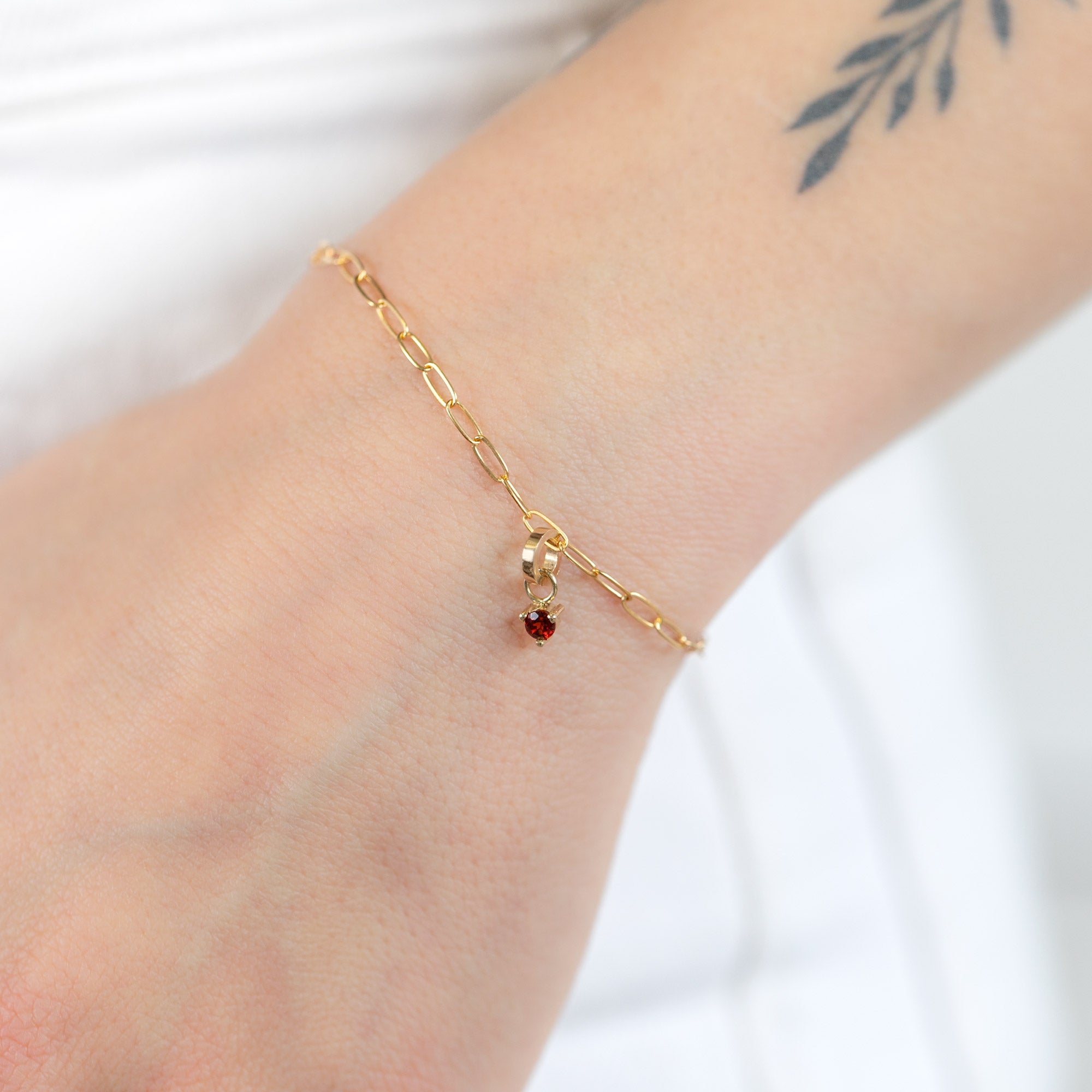 Alexis Russell Charms The Garnet Birthstone Charm | Yellow Gold
