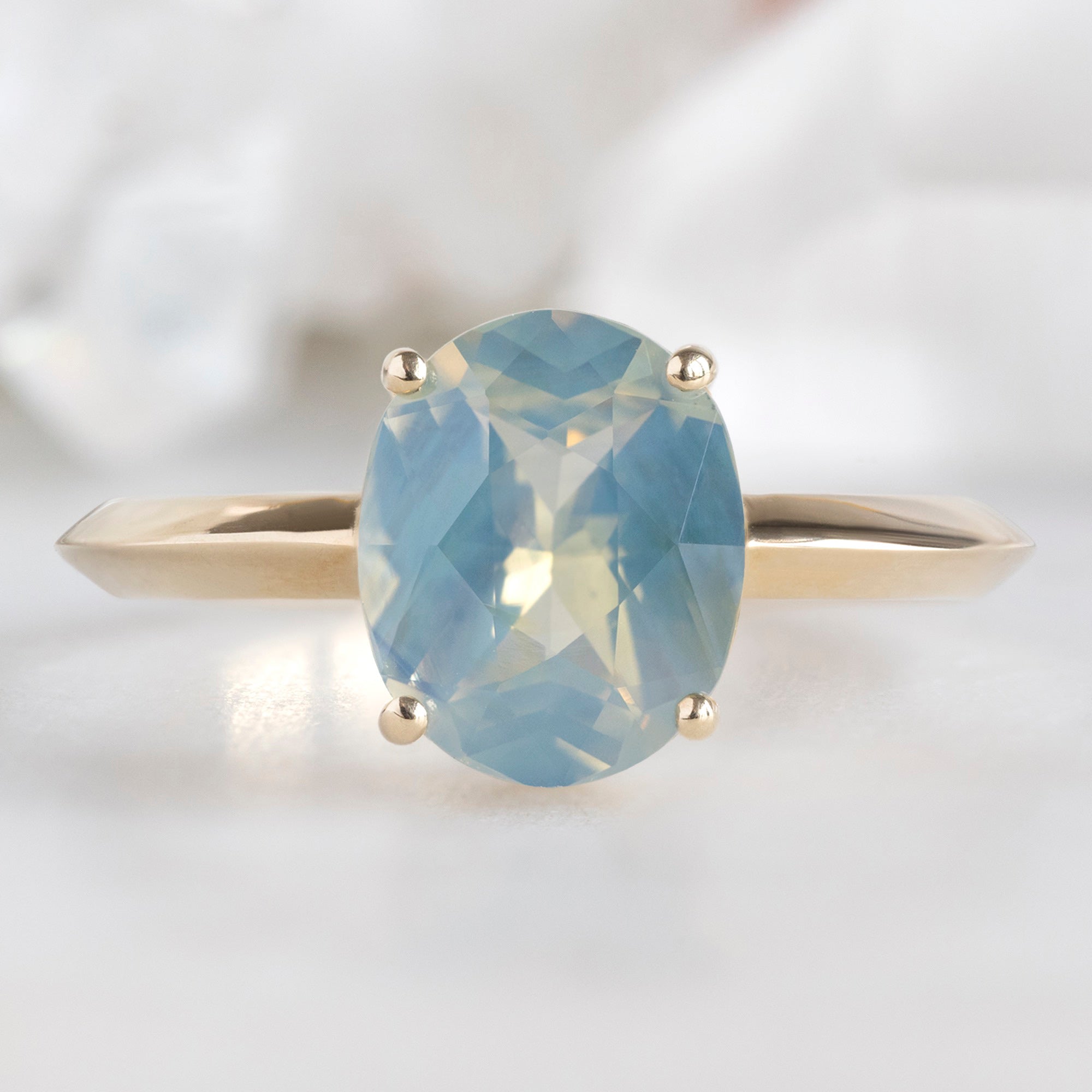 Alexis Russell Engagement Rings The Bryn Ring | 2.04ct Oval Parti Sapphire in 14K Yellow Gold