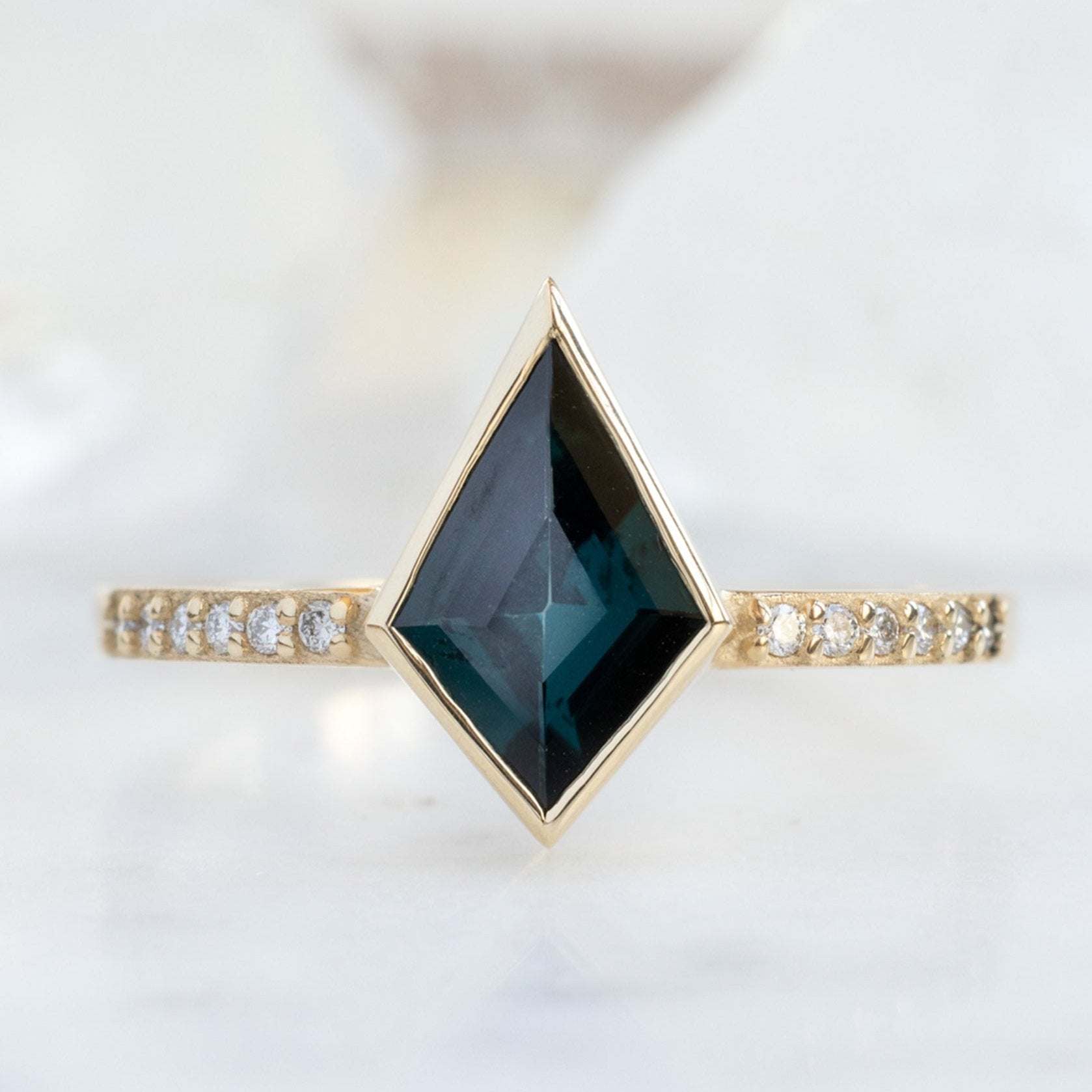 Alexis Russell Engagement Rings The Willow Ring | 0.73ct Kite Spinel in 14K Yellow Gold