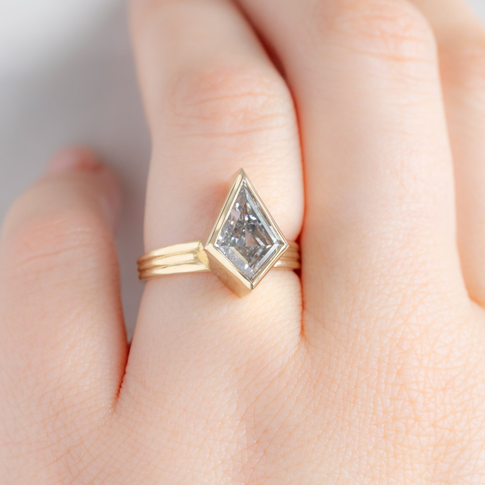Alexis Russell  Engagement Rings The Stratum Ring | 3.01ct Kite Lab Grown White Diamond in 14K Yellow Gold