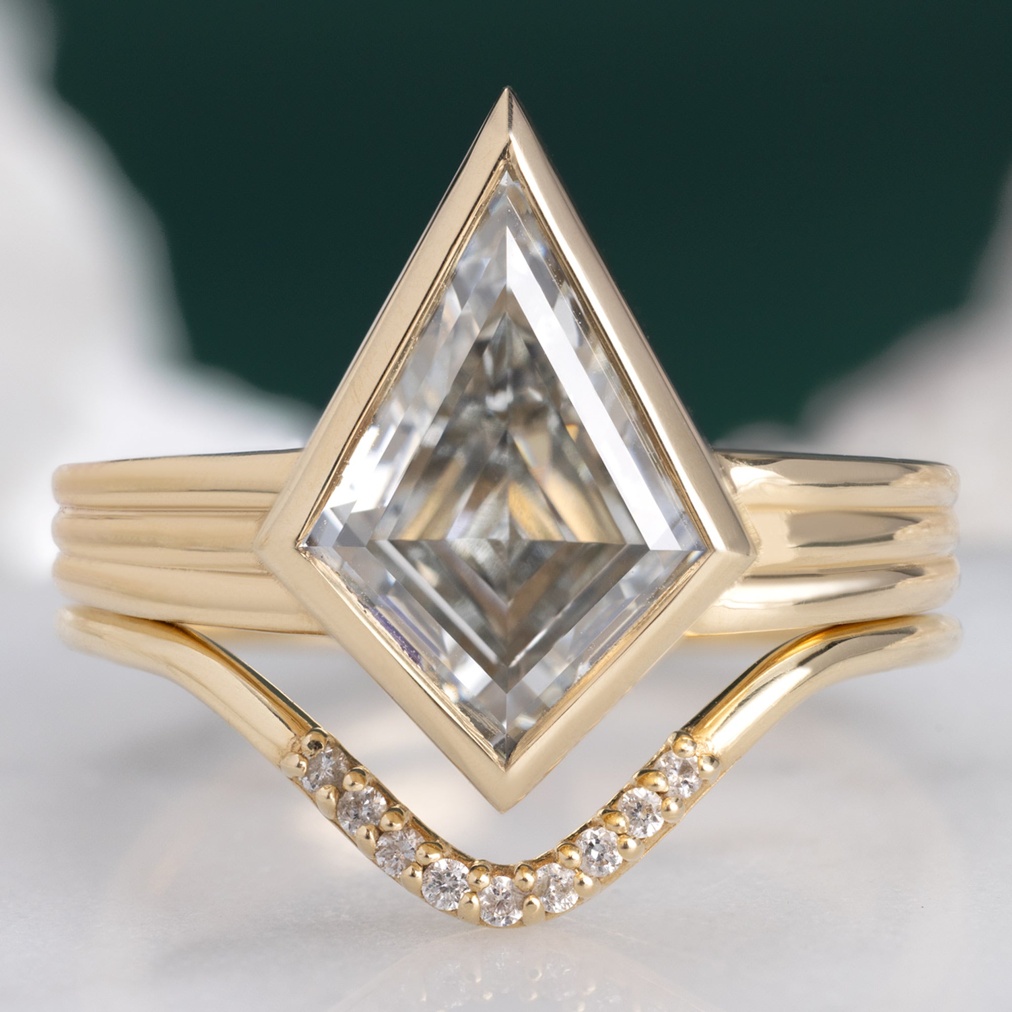 Alexis Russell  Engagement Rings The Stratum Ring | 3.01ct Kite Lab Grown White Diamond in 14K Yellow Gold