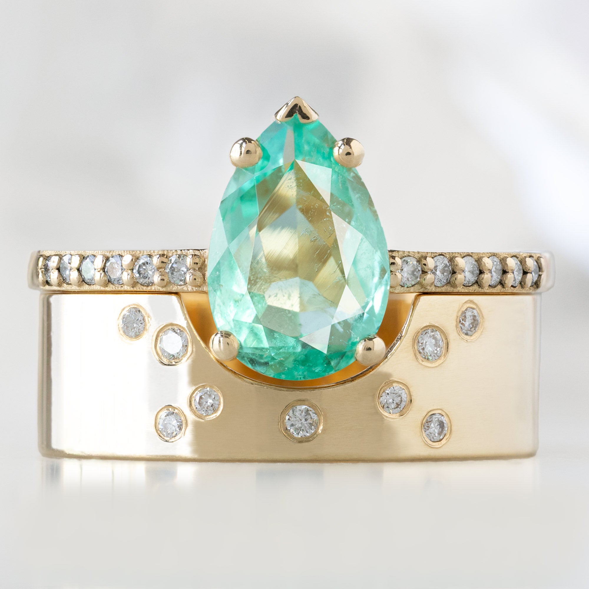 Alexis Russell  Engagement Rings The Willow Ring | 1.15ct Pear Emerald in 14K Yellow Gold
