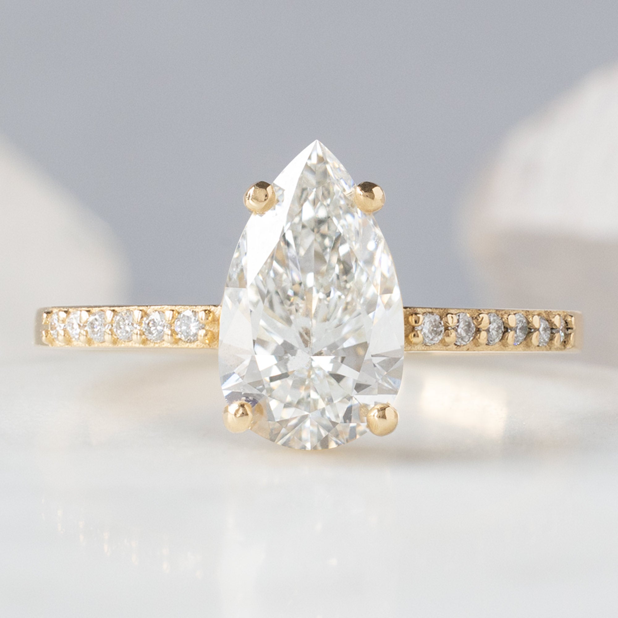 Alexis Russell  Engagement Rings The Willow Ring | 1.39ct Lab Grown Pear White Diamond in 14K Yellow Gold