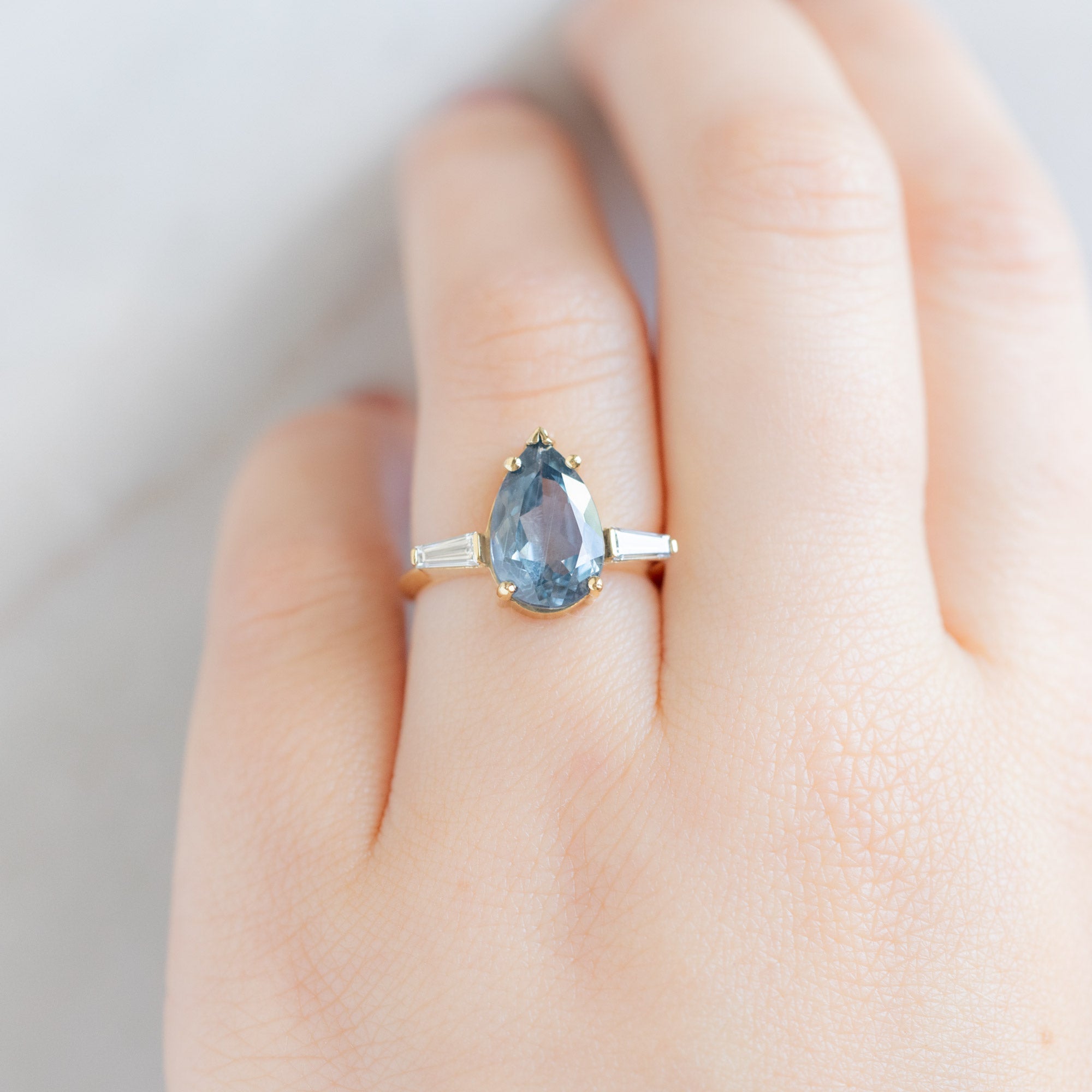 Alexis Russell Engagement Rings The Ash Luxe | 3.62ct Pear Cut Sapphire in 18K Yellow Gold