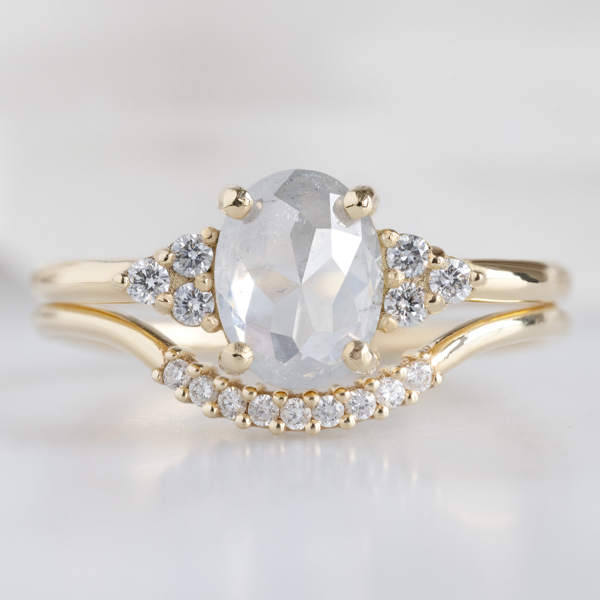Alexis Russell  Engagement Rings The Ivy Ring | 0.96ct Oval Icy White Diamond in 18K Yellow Gold