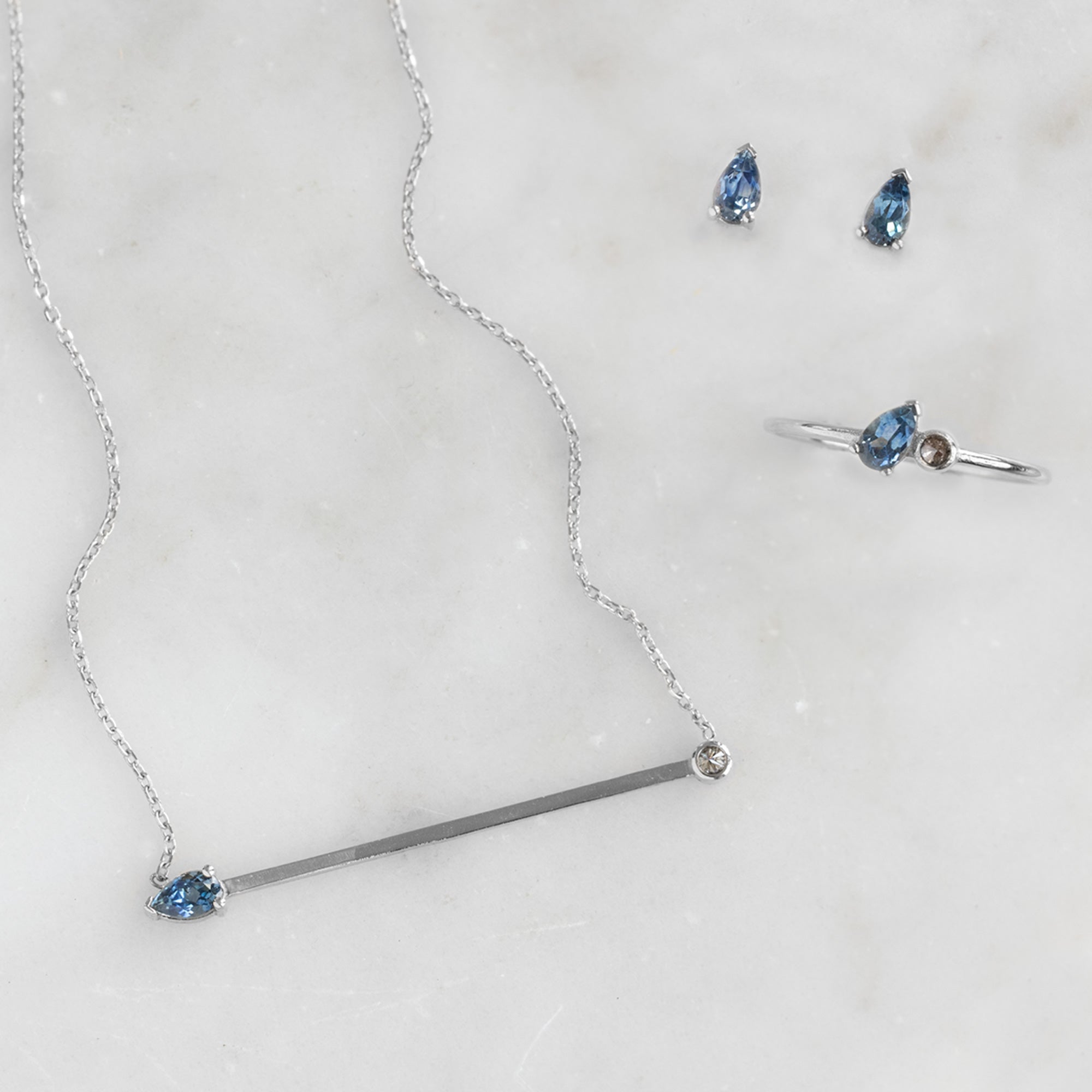 Alexis Russell Necklaces The Montana Sapphire Horizon Necklace | White Gold