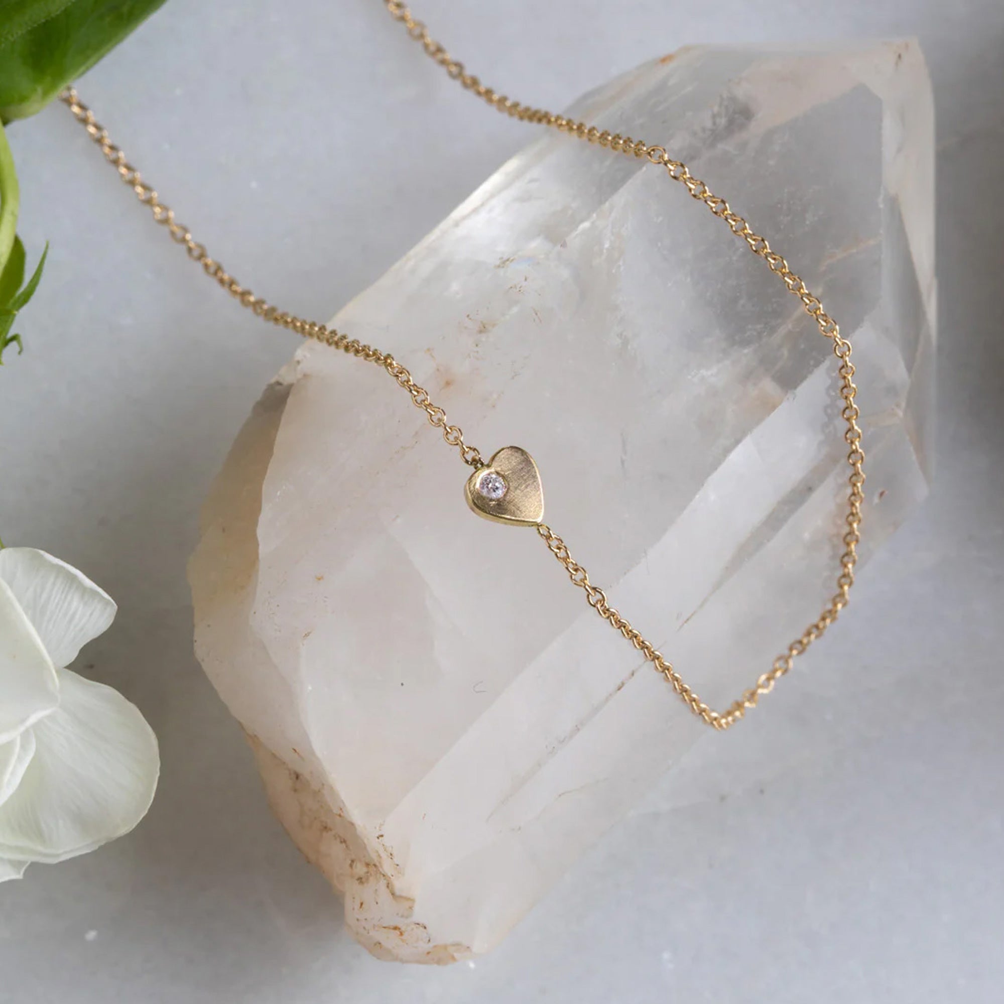Alexis Russell Necklaces The Sweetheart White Diamond Necklace | Yellow Gold