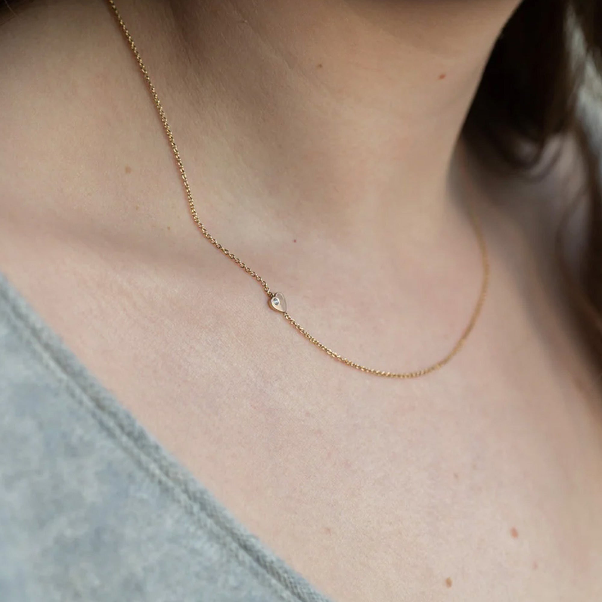 Alexis Russell Necklaces The Sweetheart White Diamond Necklace | Yellow Gold