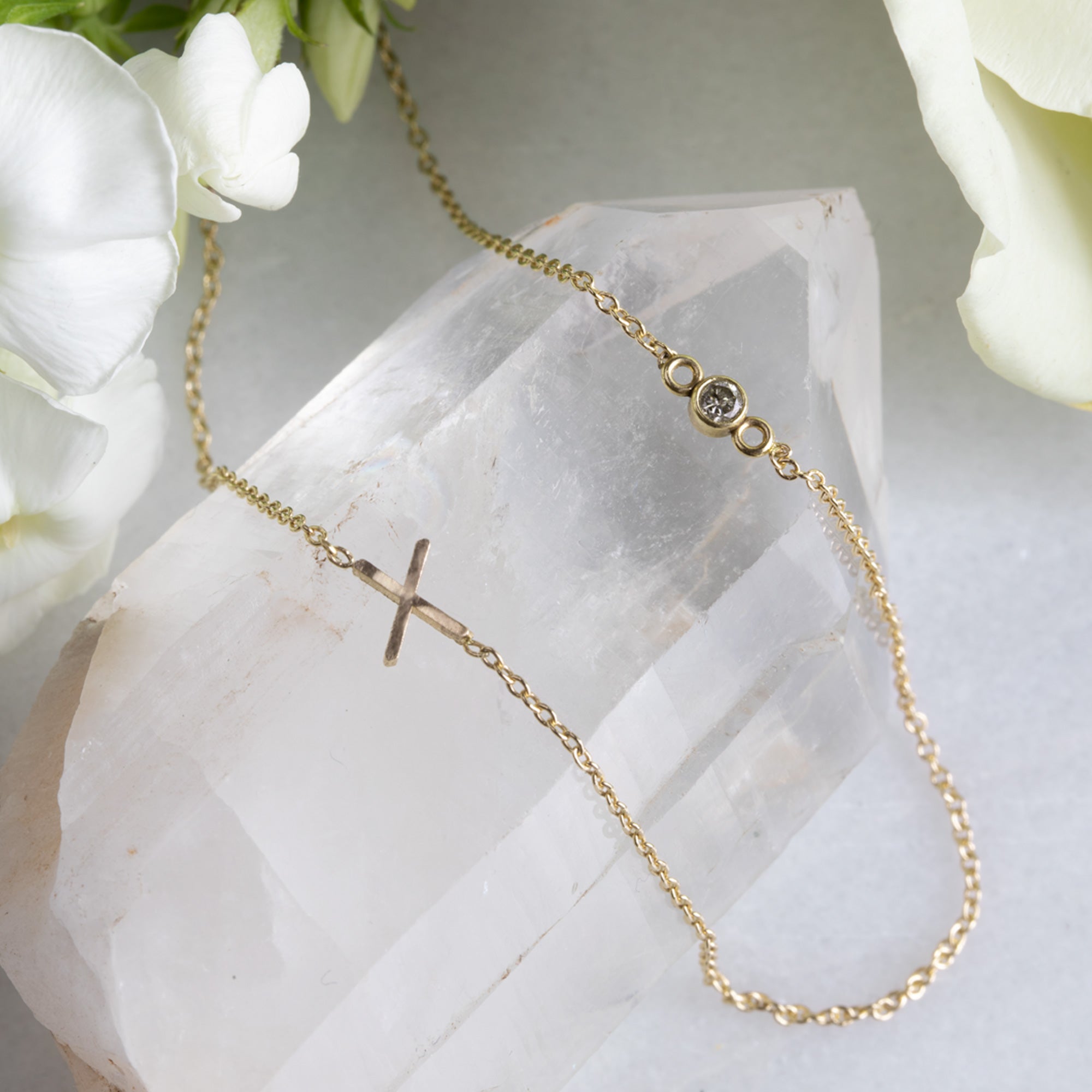 Alexis Russell Necklaces The XO' Salt and Pepper Diamond Necklace | Yellow Gold