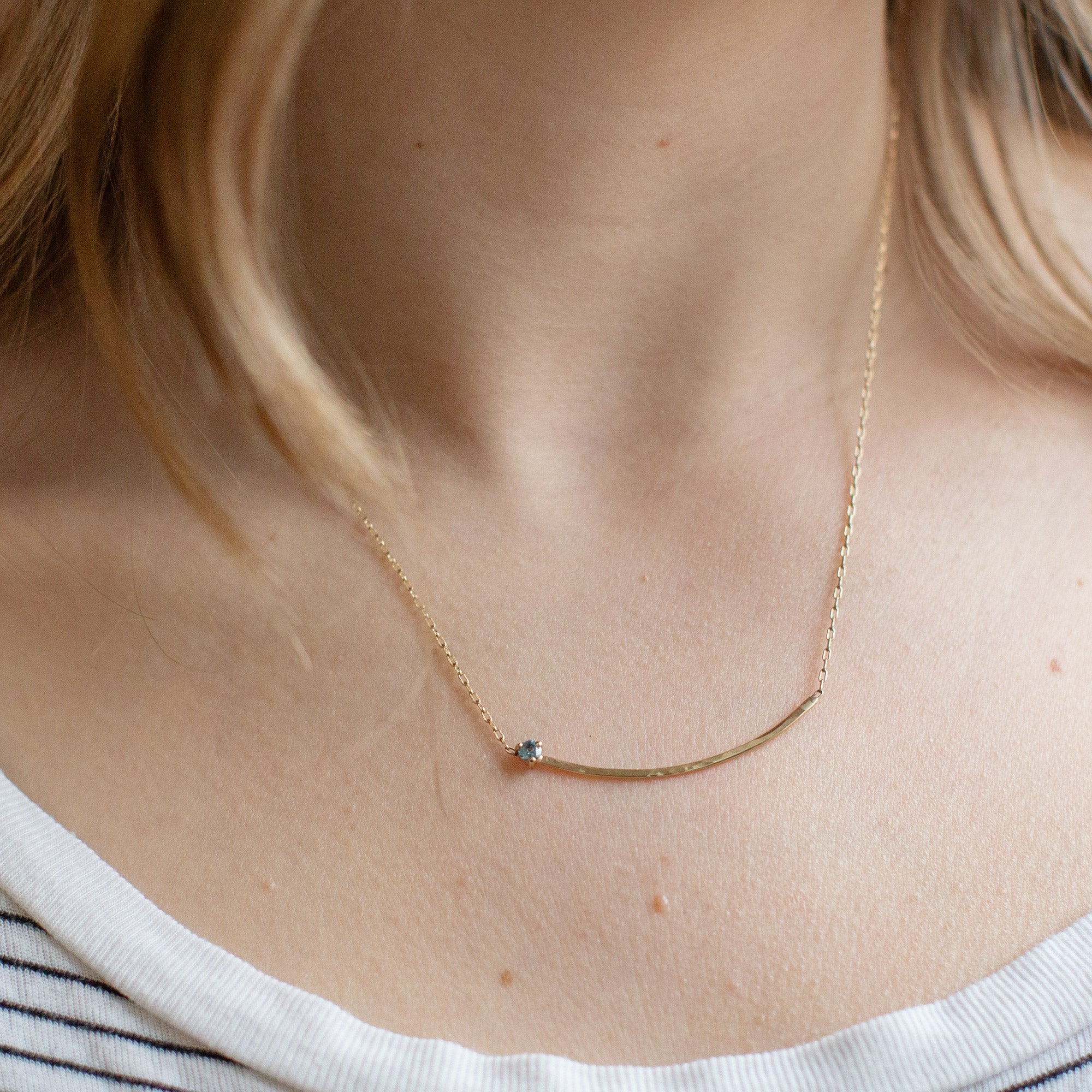 Alexis Russell Necklaces The Blue Montana Sapphire Gemstone Arc Necklace | Yellow Gold