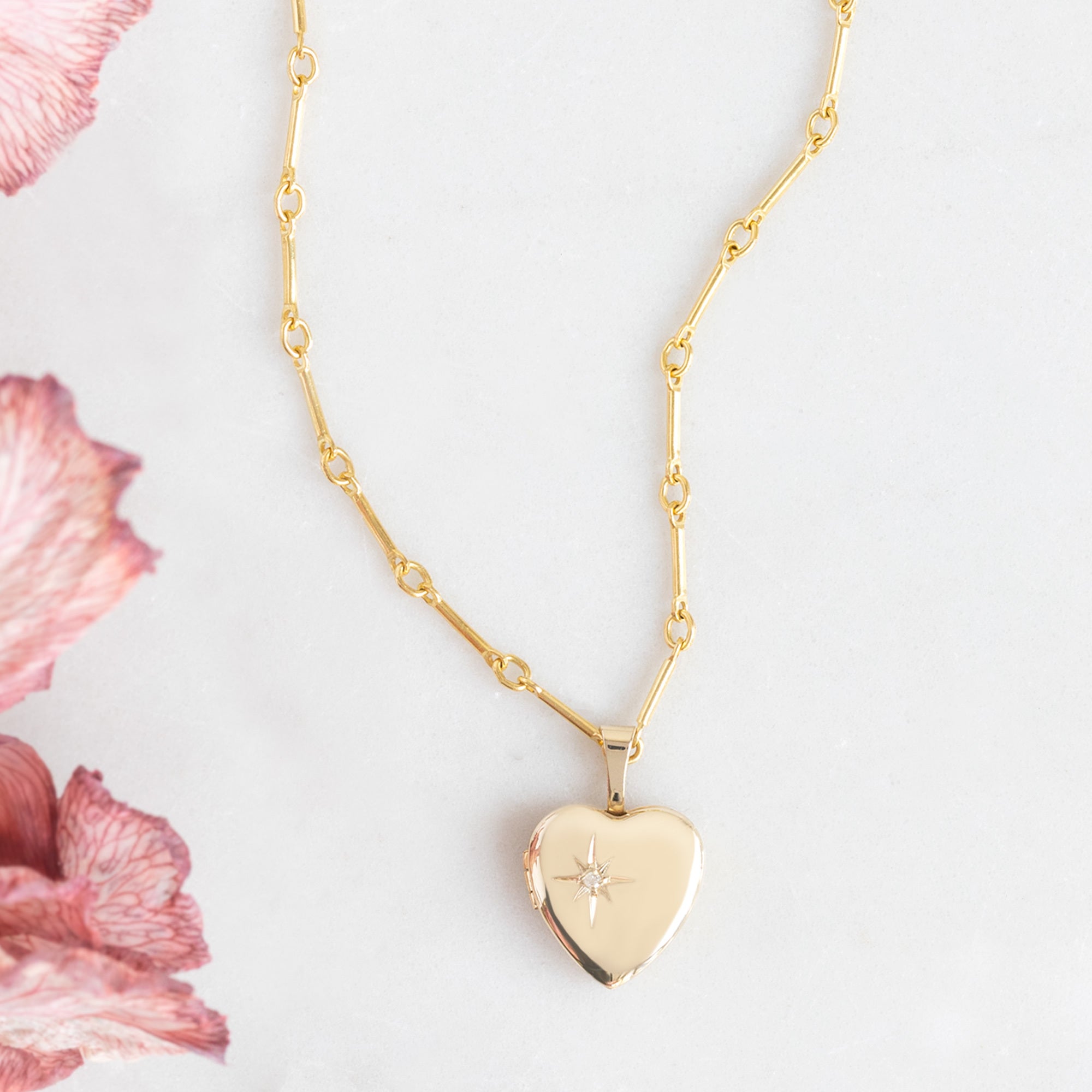 Alexis Russell Necklaces The Sweetheart Diamond Locket Necklace | Yellow Gold