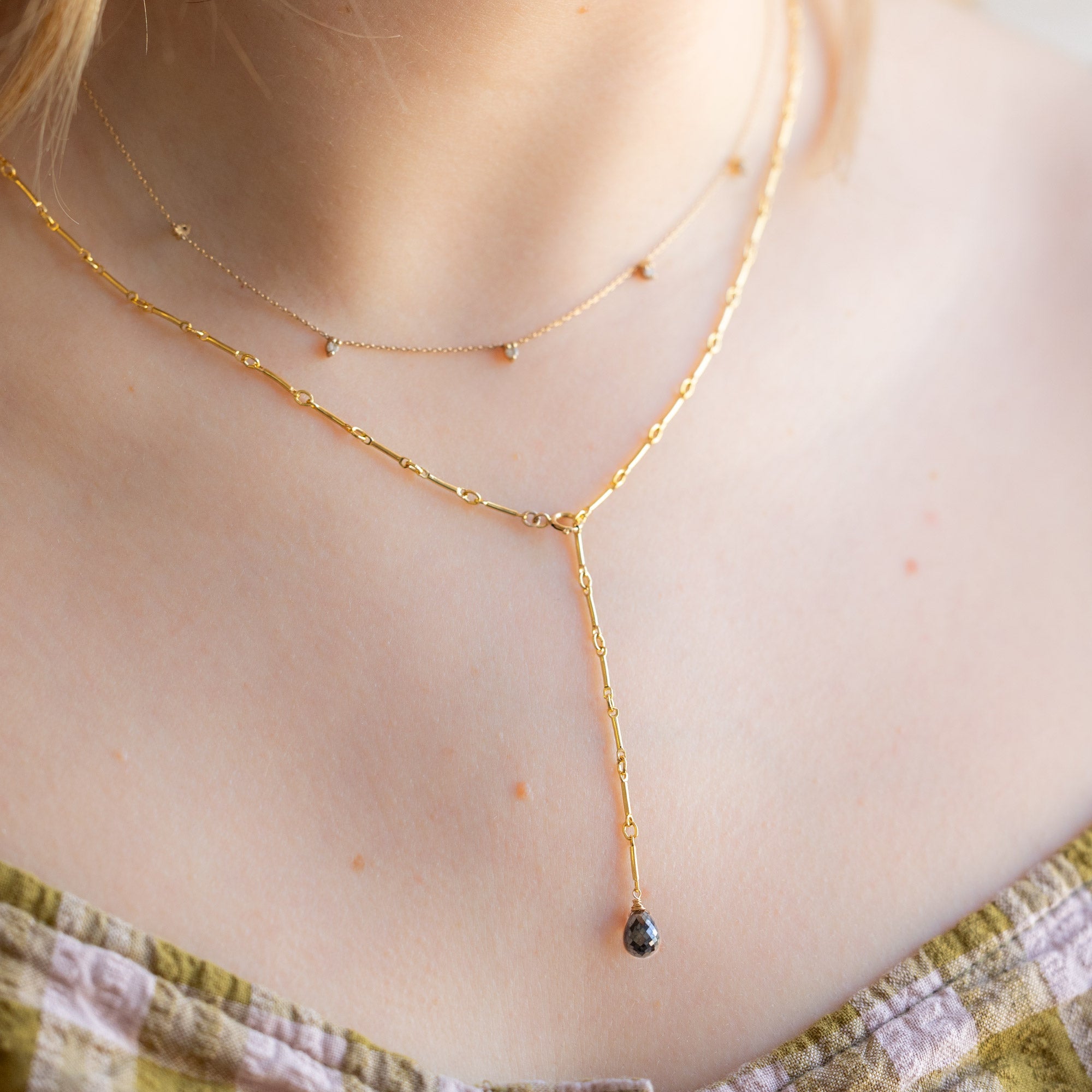 Alexis Russell Necklaces The Bar Chain Briolette Black Diamond Lariat Necklace | Yellow or Rose Gold