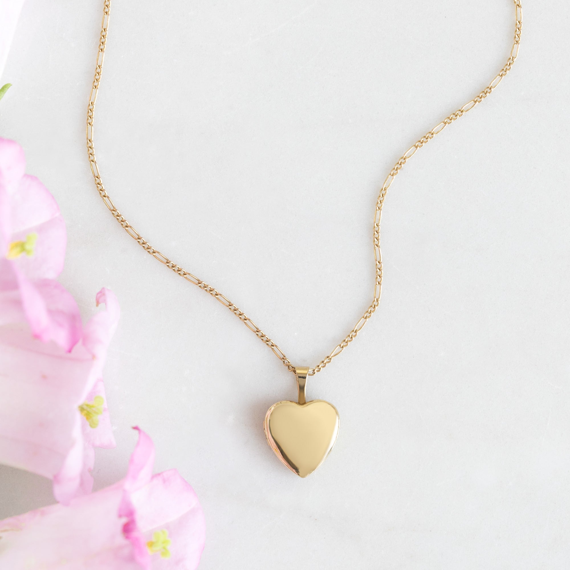 Alexis Russell Necklaces The Yellow Mini Sweetheart Locket Necklace | Yellow Gold