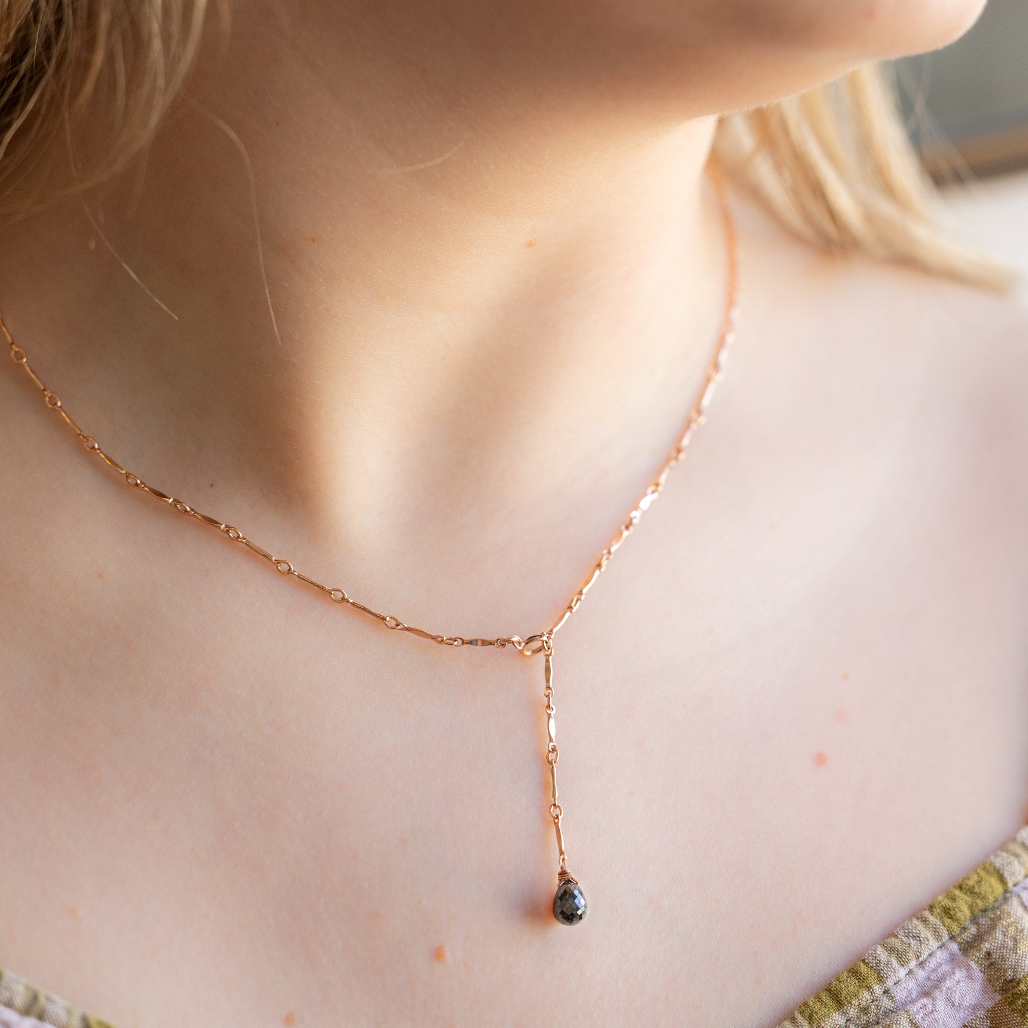 Alexis Russell Necklaces The Bar Chain Briolette Black Diamond Lariat Necklace | Yellow or Rose Gold