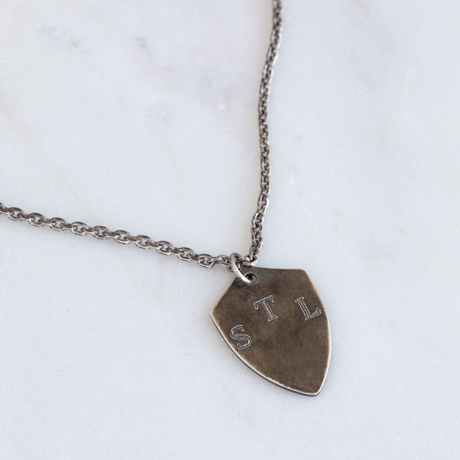 Alexis Russell Necklaces The Personalized Shield Pendant Necklace | Sterling Silver