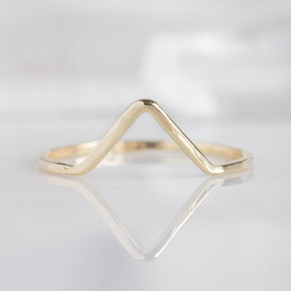Alexis Russell Wedding Bands The Gold Peak Stacking Band | Yellow, Rose or White Gold