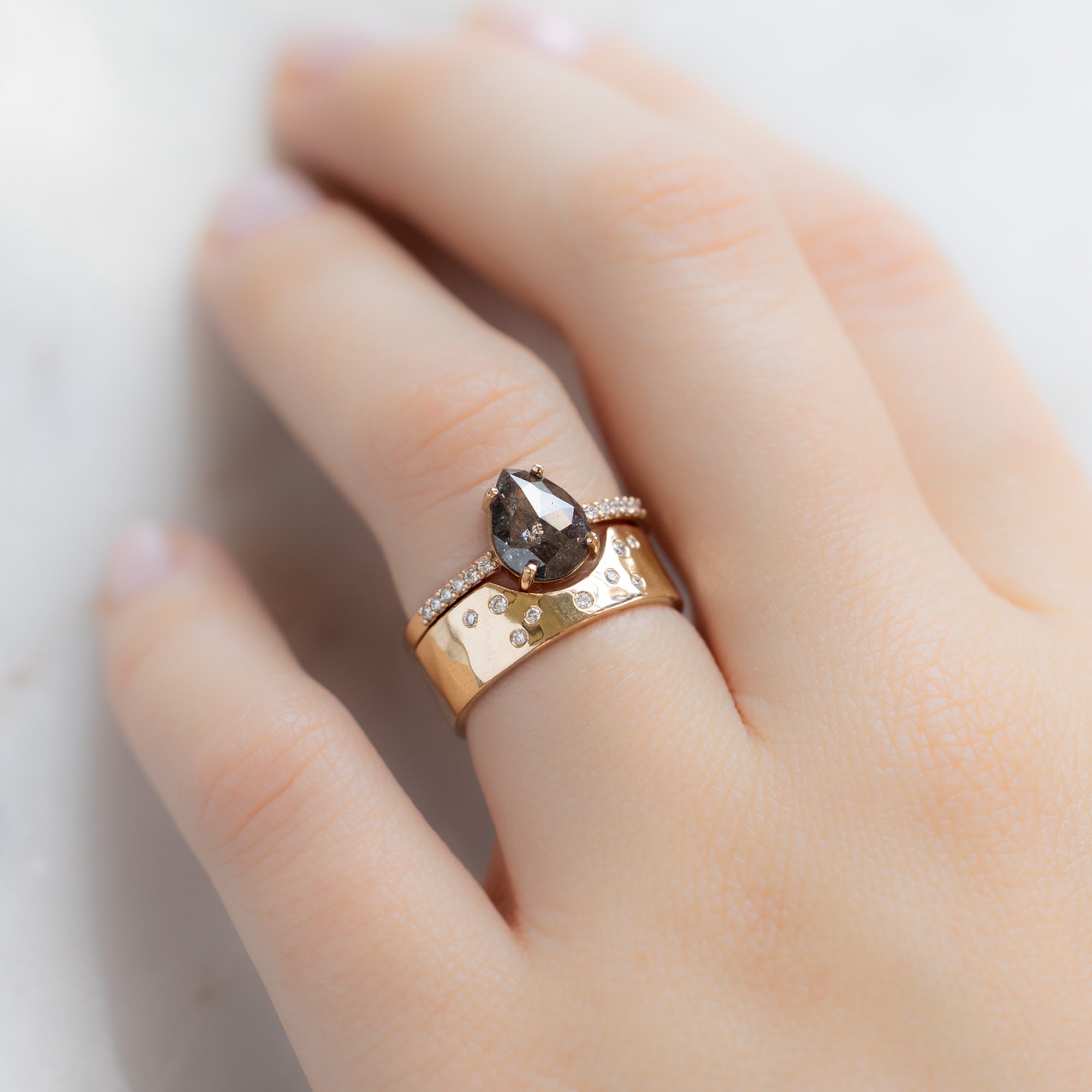 Alexis Russell Wedding Bands Constellation Arc Stacking Band | Yellow, Rose or White Gold