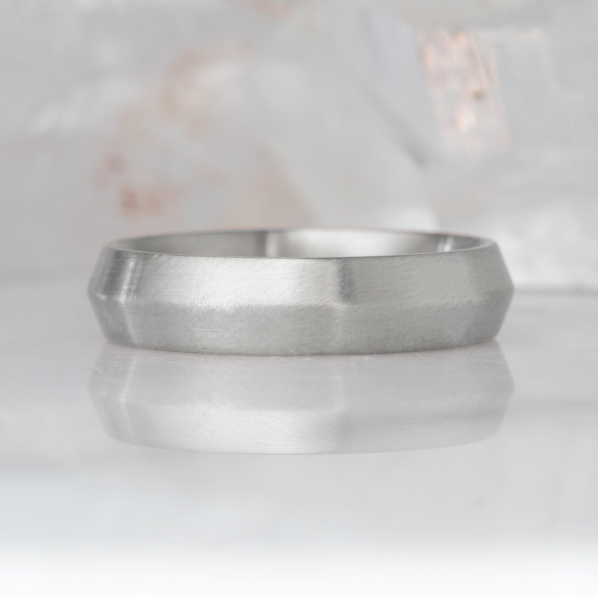 Alexis Russell Wedding Bands The Knife Edge Gold Wedding Band | Yellow, Rose or White Gold