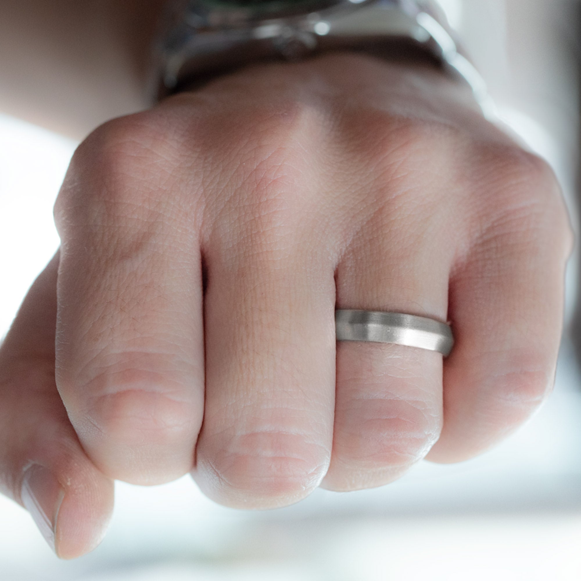 Alexis Russell Wedding Bands The Knife Edge Gold Wedding Band | Yellow, Rose or White Gold