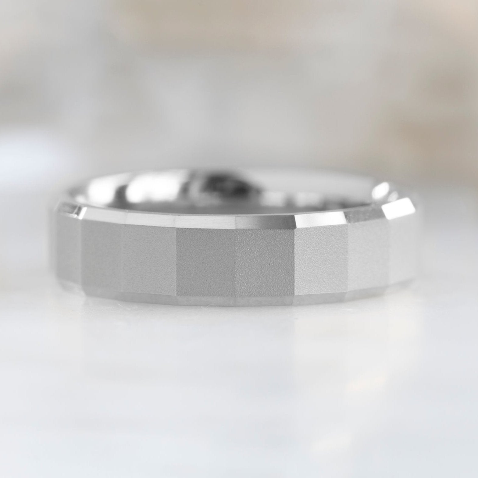 Alexis Russell Wedding Bands The Faceted Gold Wedding Band | White Gold
